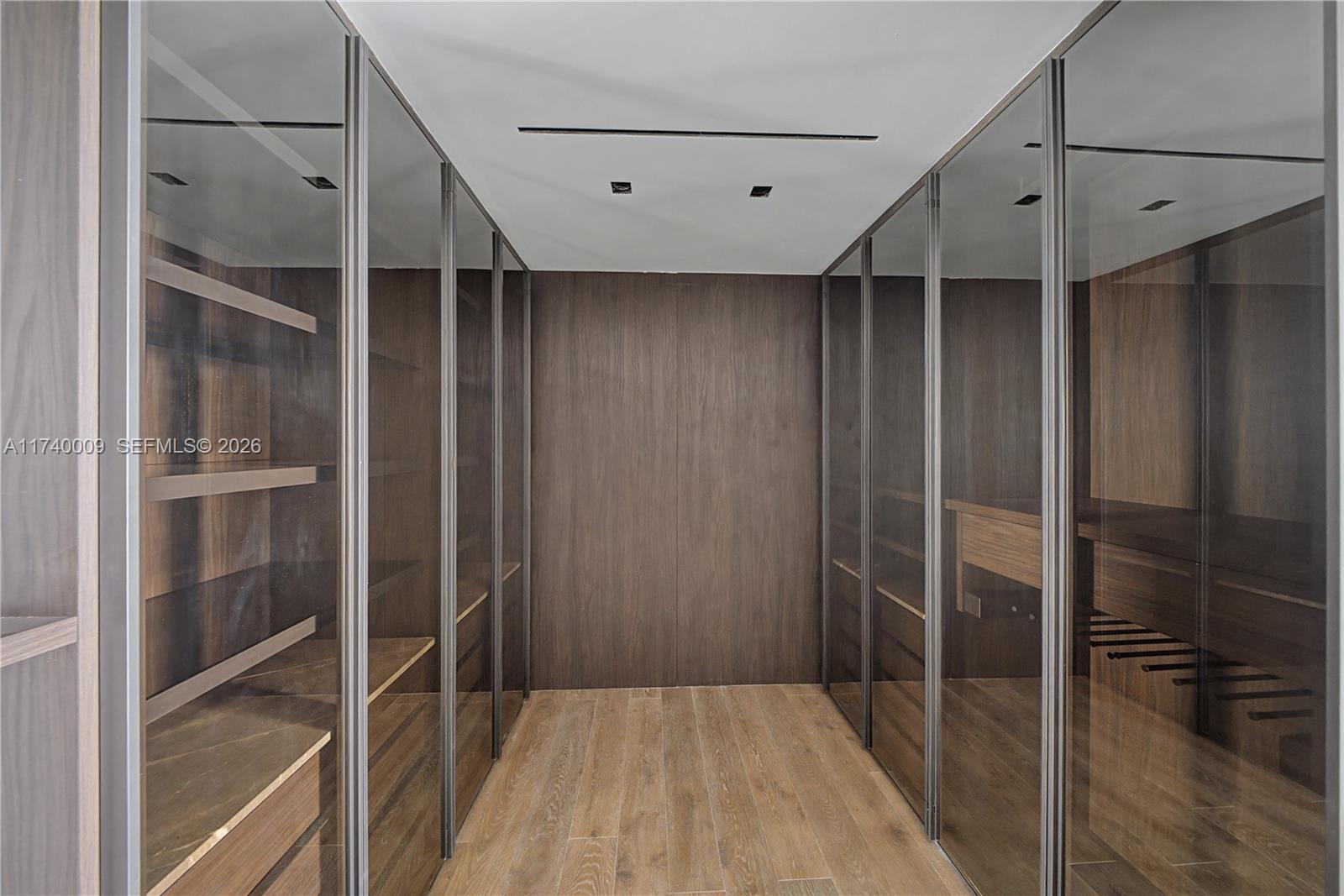 HARBOR BEACH - Residential