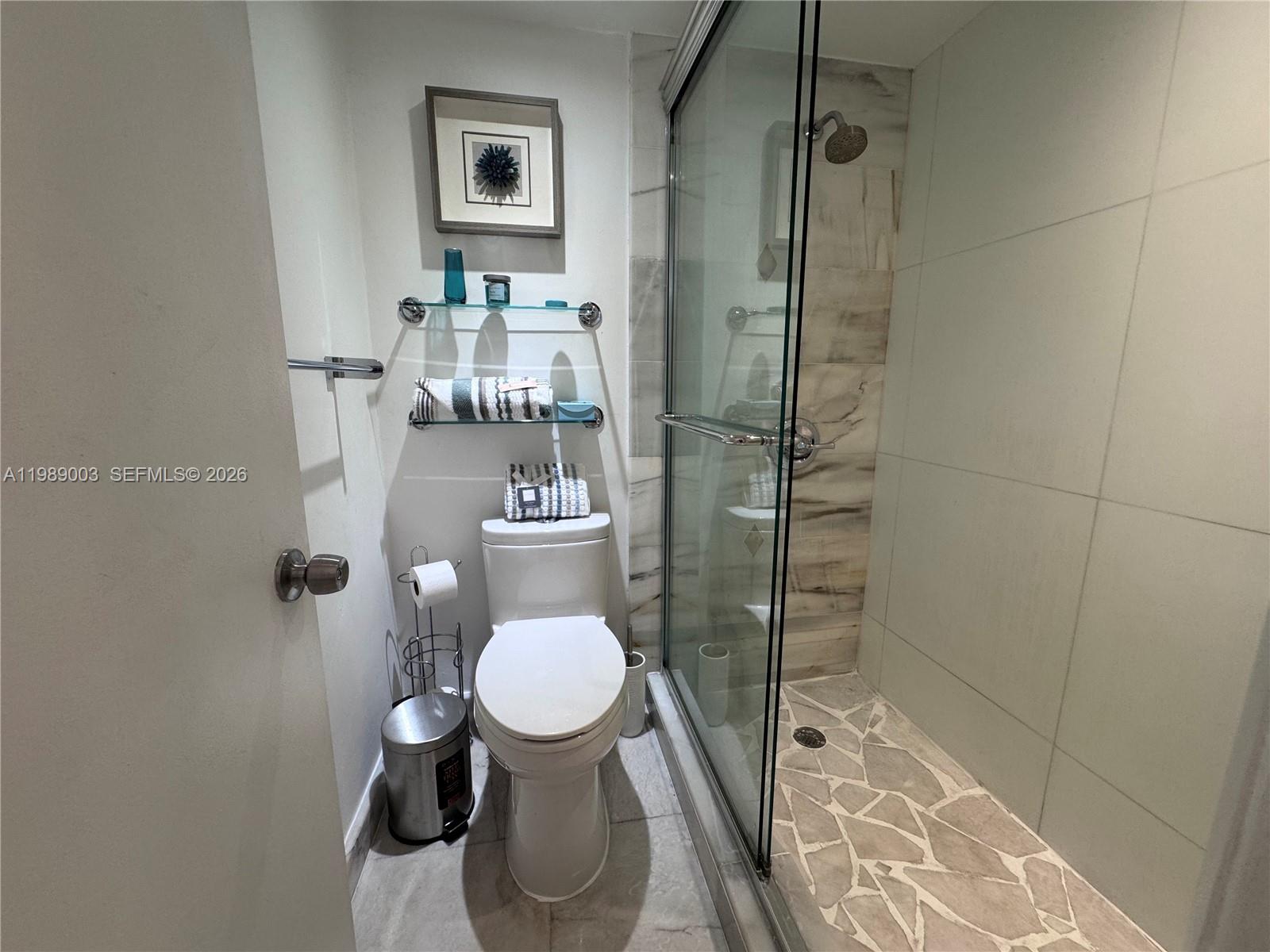 BRAVURA I CONDO - Residential