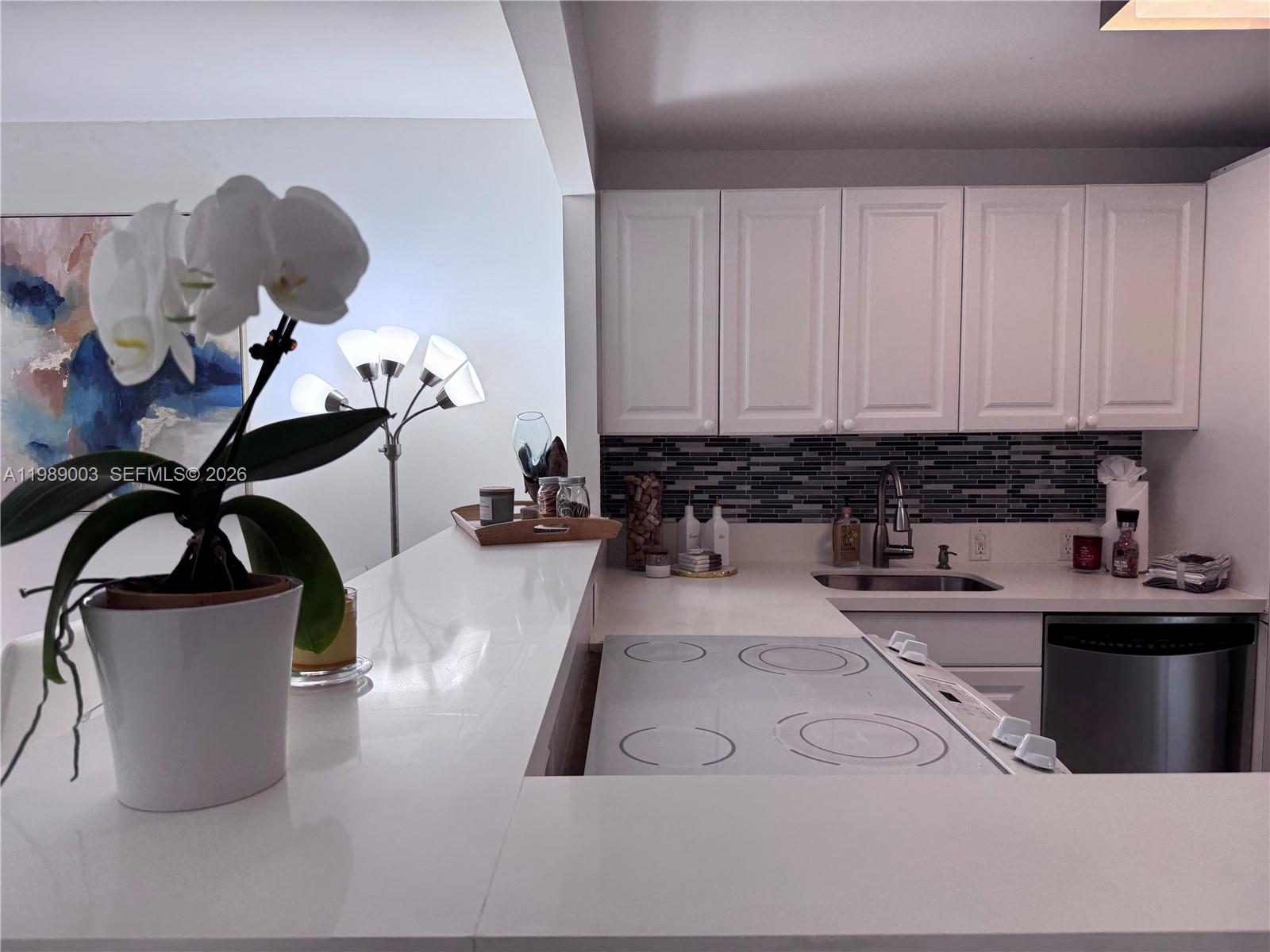 BRAVURA I CONDO - Residential