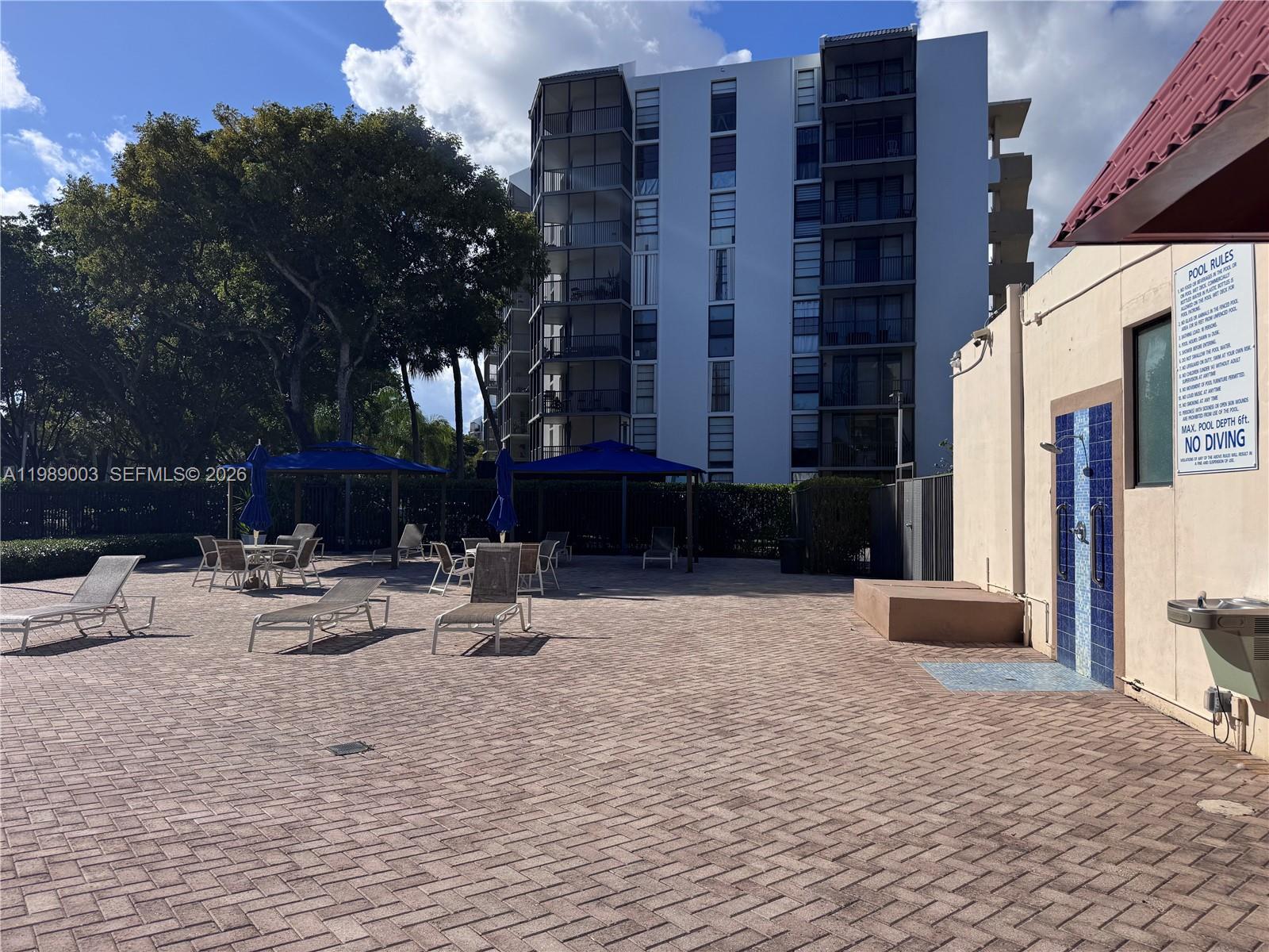 BRAVURA I CONDO - Residential