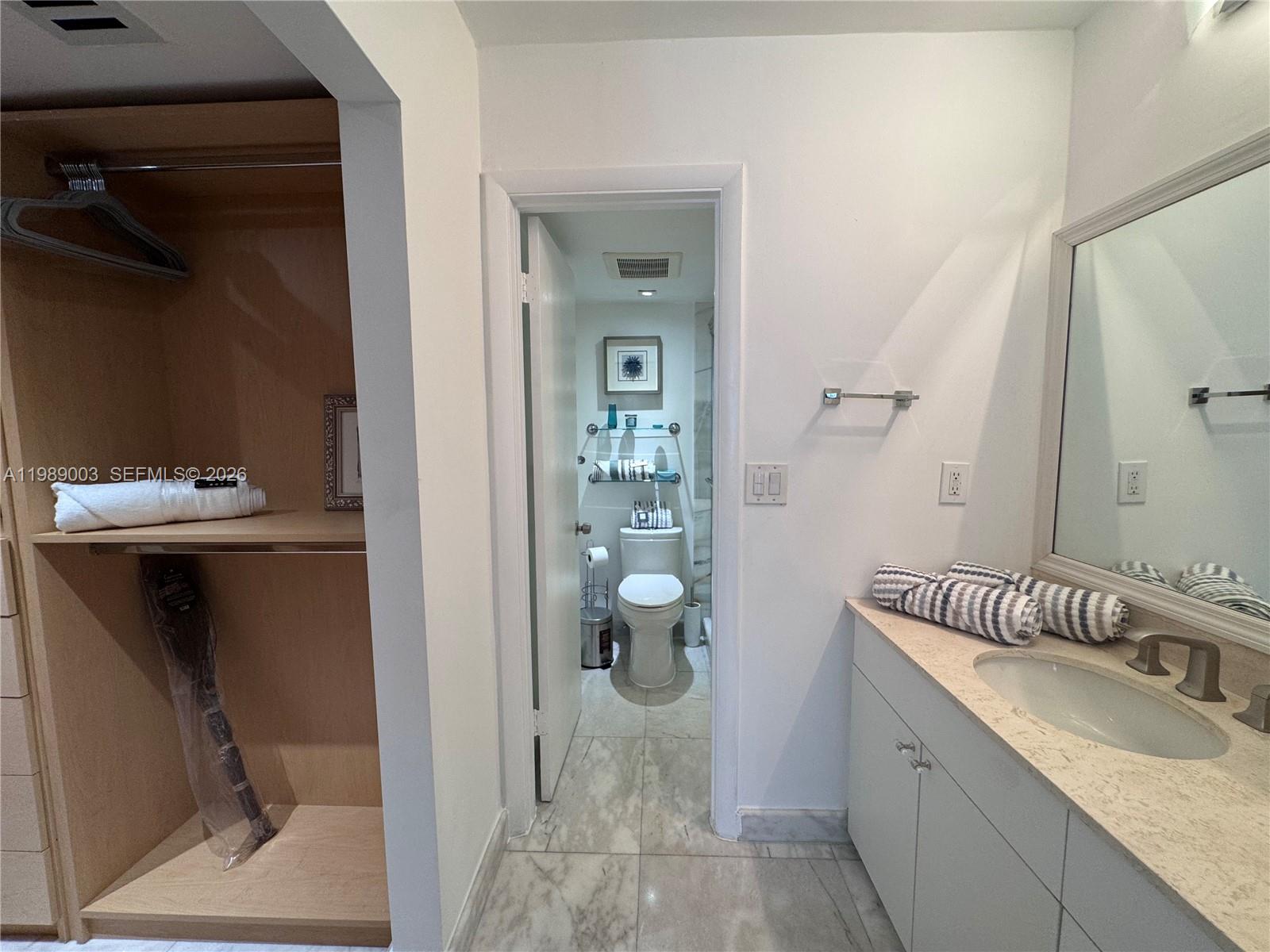 BRAVURA I CONDO - Residential