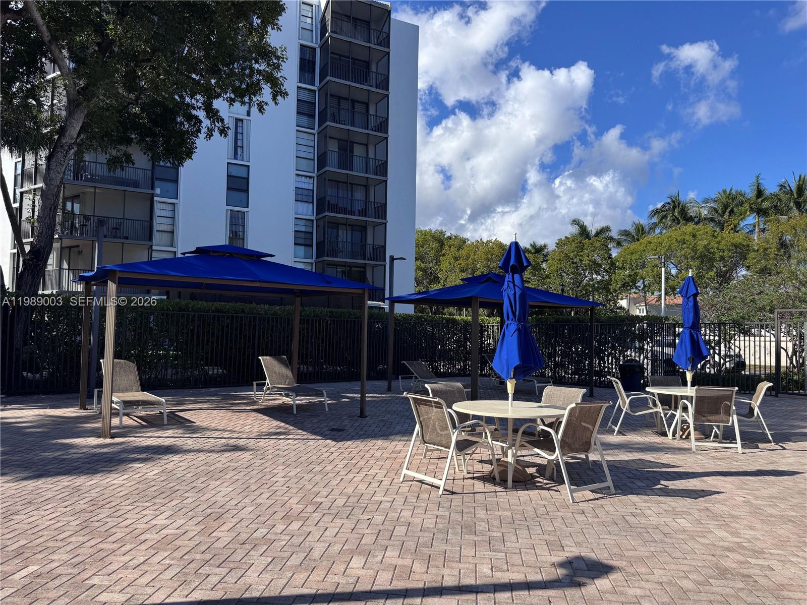 BRAVURA I CONDO - Residential