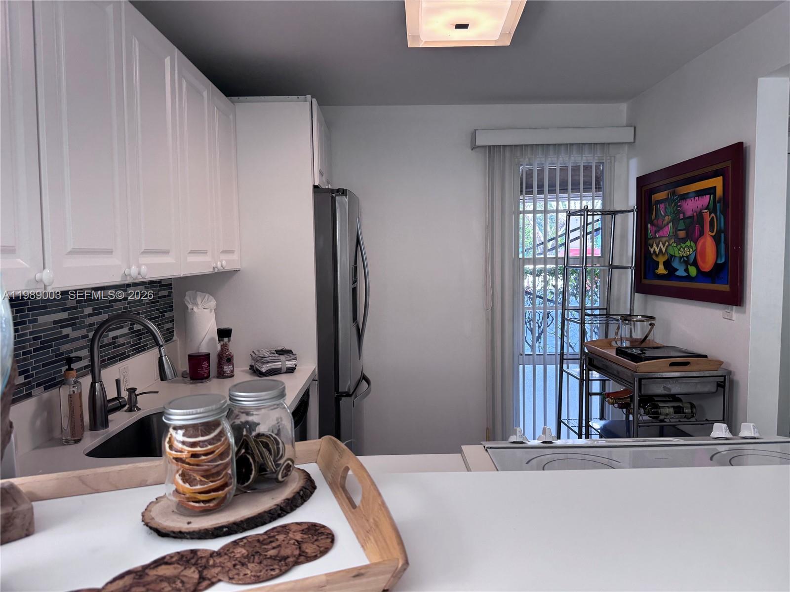 BRAVURA I CONDO - Residential