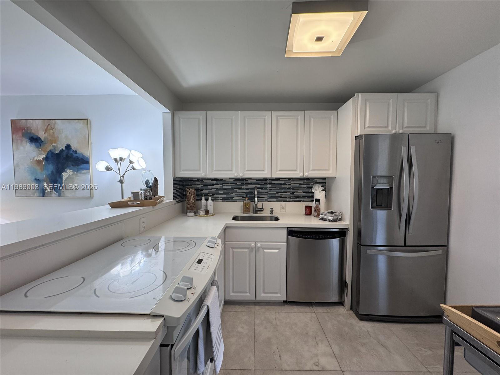 BRAVURA I CONDO - Residential