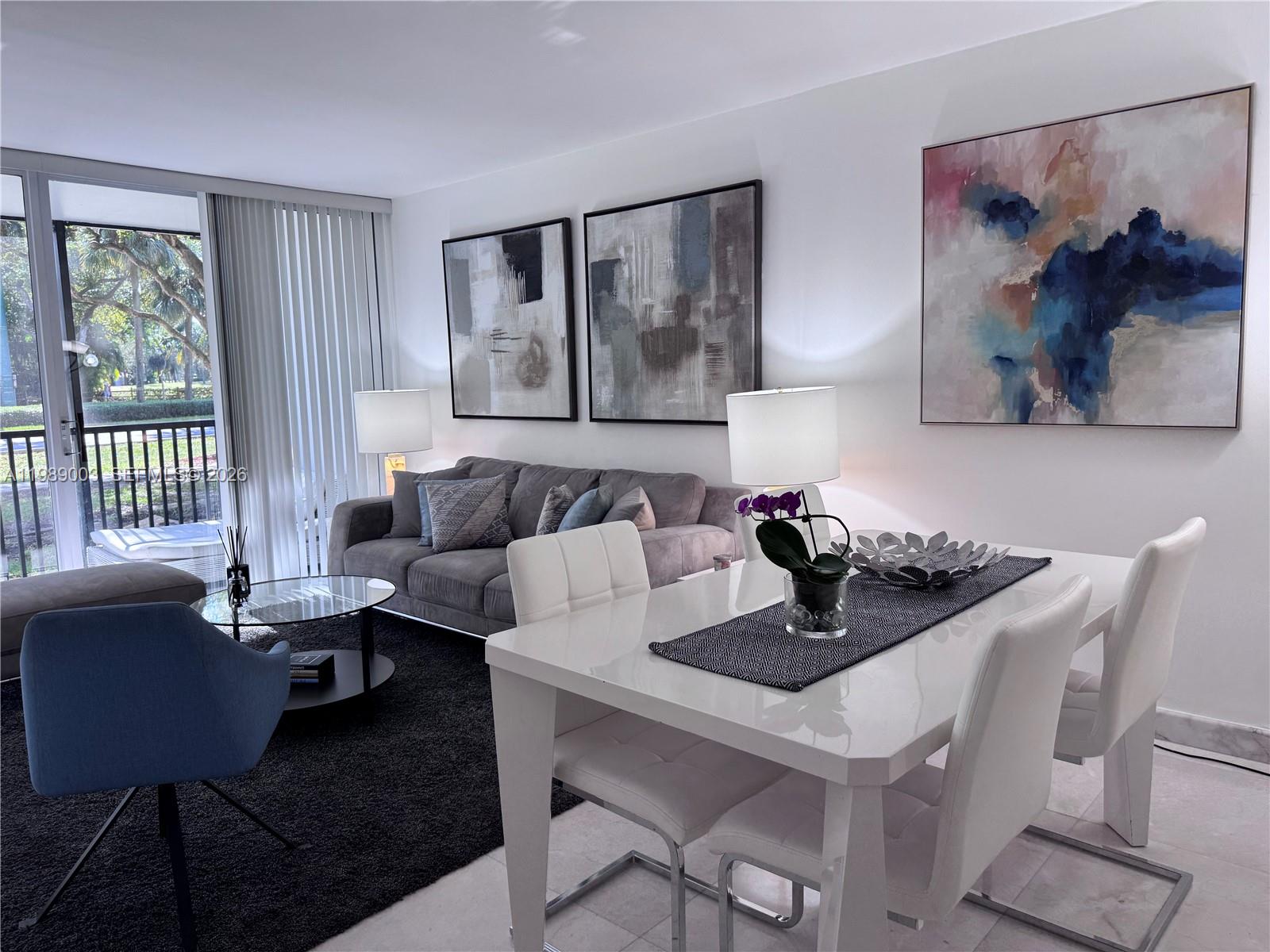 BRAVURA I CONDO - Residential