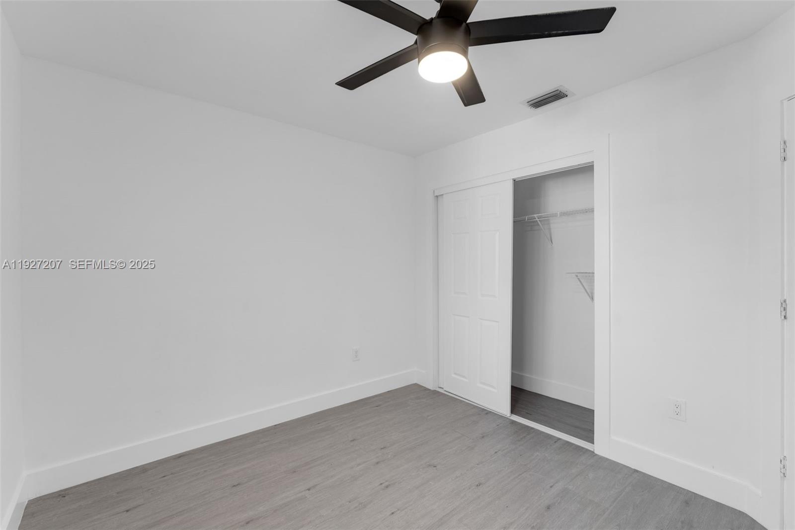 VISTA ALEGRE TOWNHOMES VI - Residential