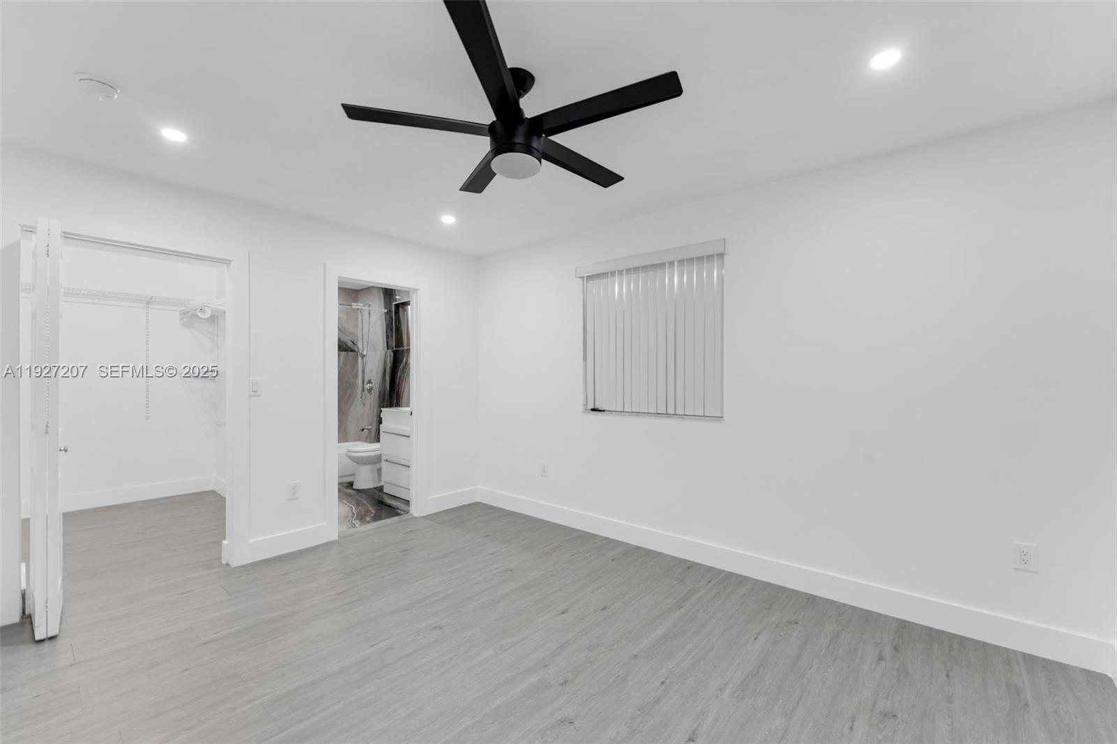 VISTA ALEGRE TOWNHOMES VI - Residential