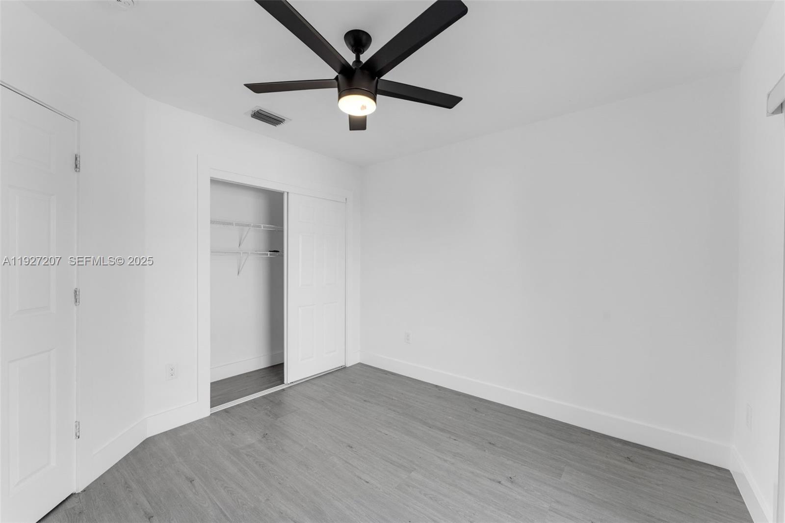 VISTA ALEGRE TOWNHOMES VI - Residential