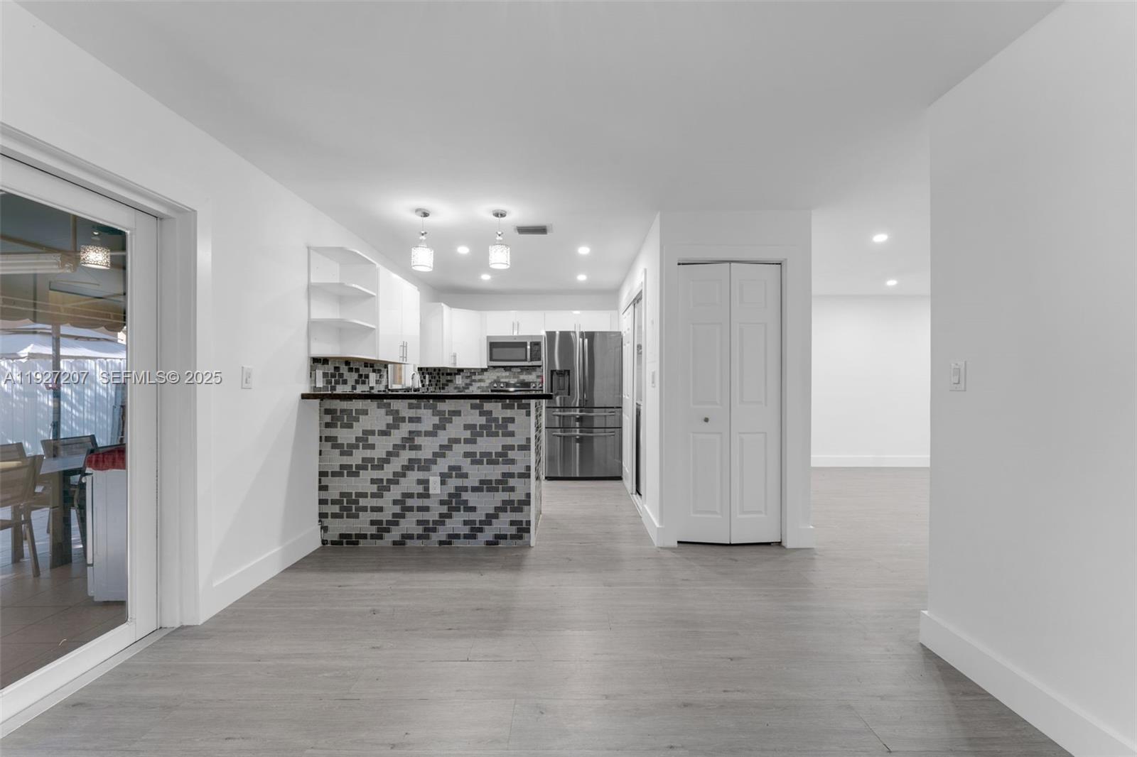 VISTA ALEGRE TOWNHOMES VI - Residential