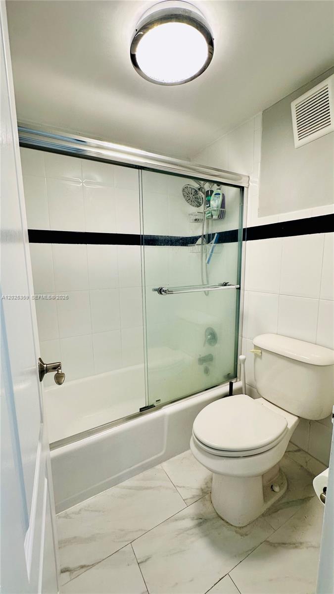 THE DECOPLAGE CONDO - Residential