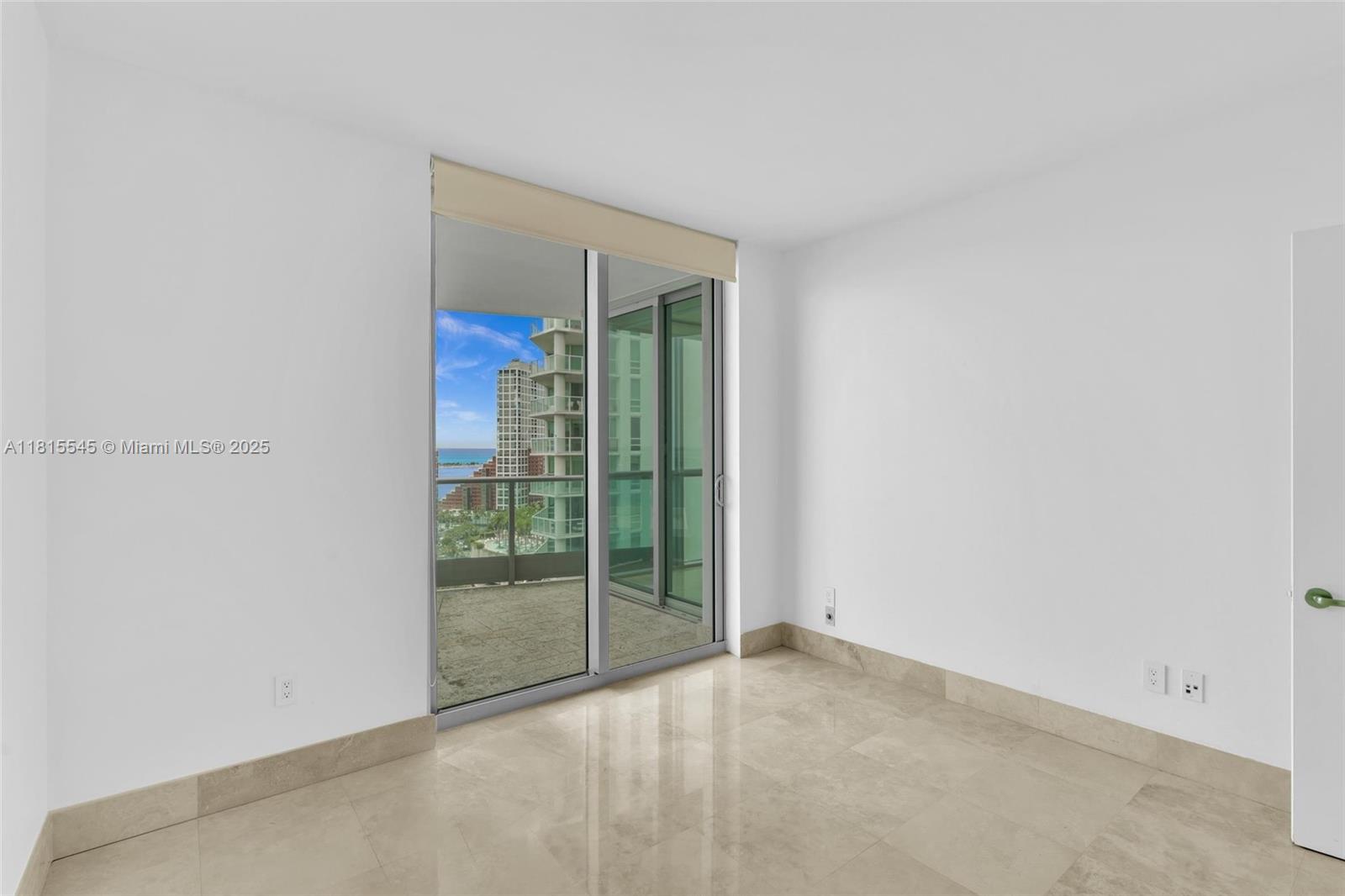 JADE RESIDENCES AT BRICKE - Residential