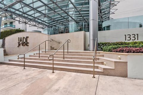 1331 Brickell Bay Dr 1808 Miami FL 33131