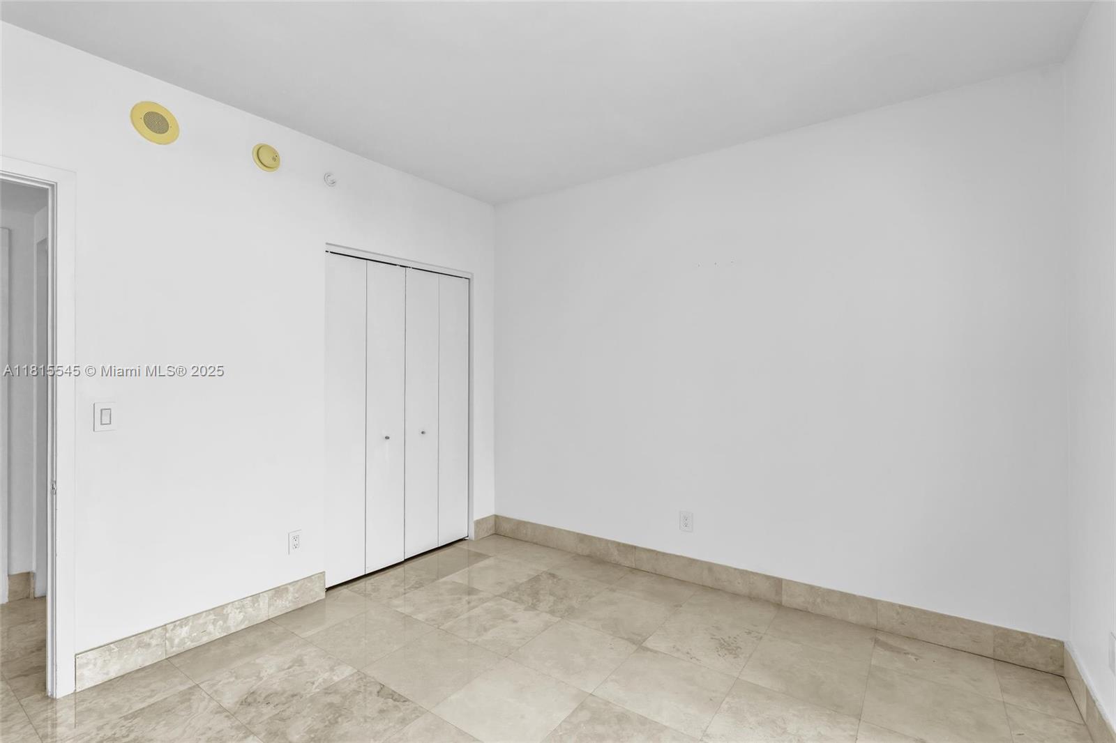 JADE RESIDENCES AT BRICKE - Residential