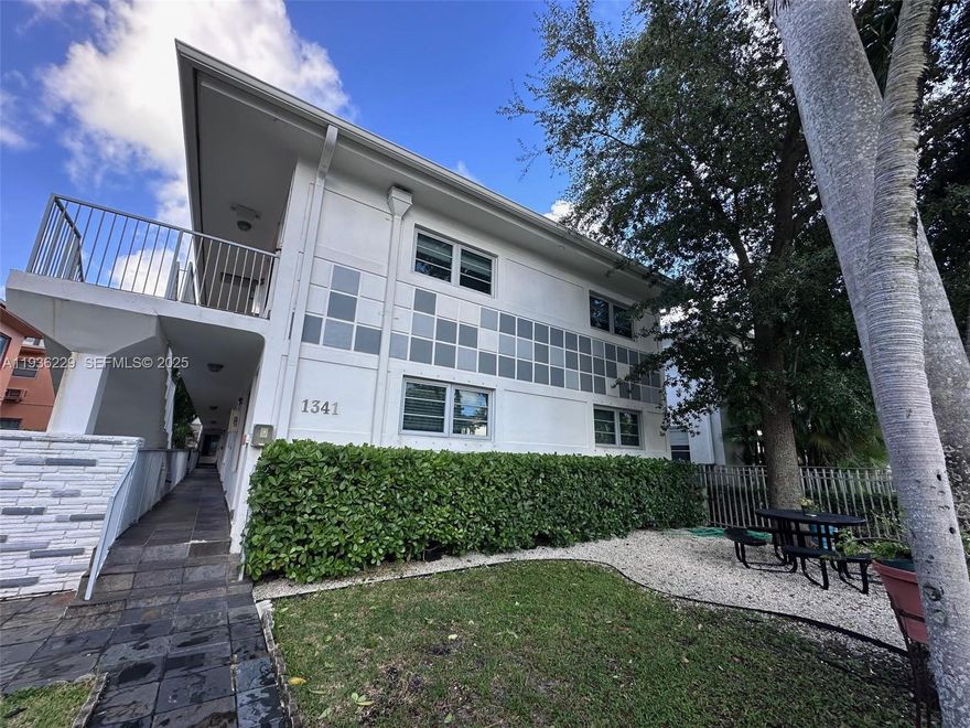 Updated charming corner unit. 2/2 in quiet, secure,  2-story building located in trendy South Beach, across the street from shops and restaurants at the Flamingo, including Pura Vida. Close to Whole Foods, Trader Joes and Lincoln Road. Wood floors throughout, open floor space plan, update kitchen with stainless steel appliances, washer/drier in unit. It can be purchased furnished.