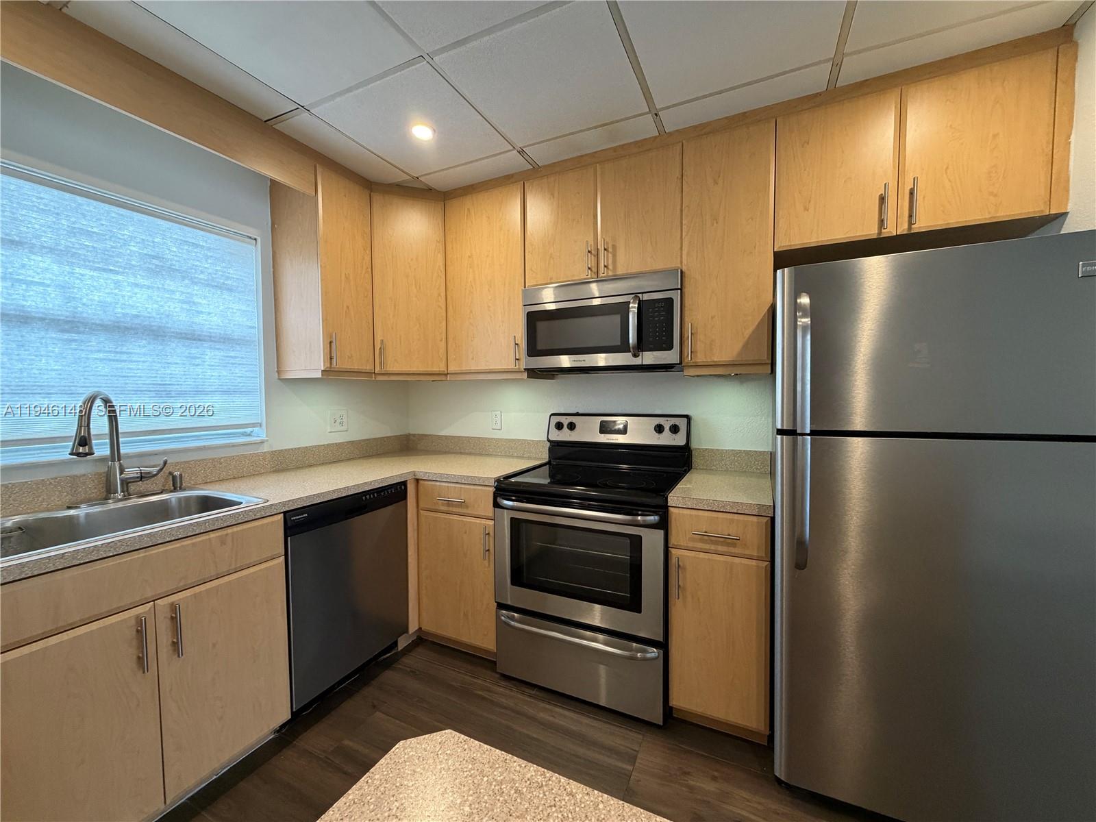 TALLWOOD NORTH CONDO - Residential