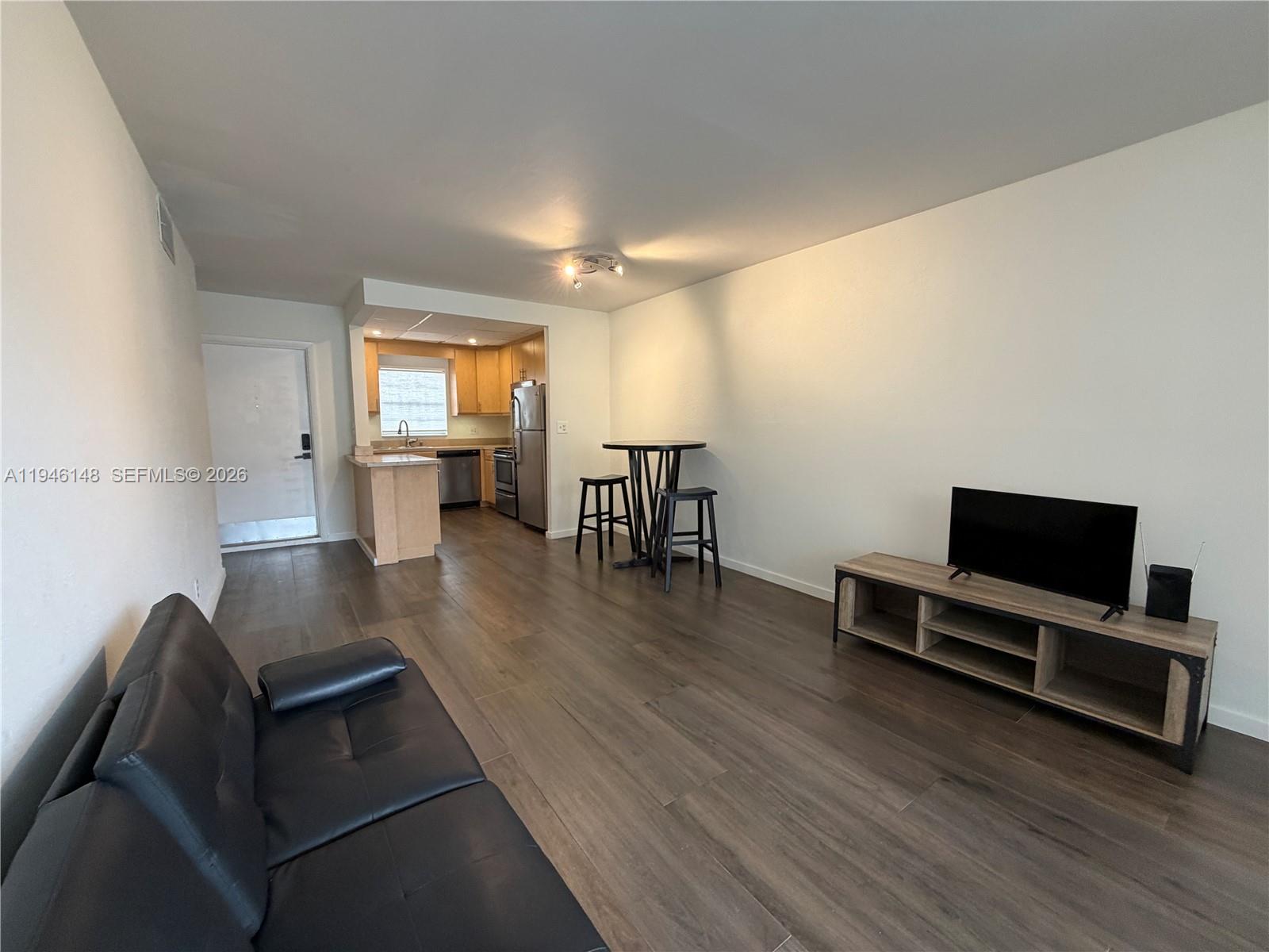 TALLWOOD NORTH CONDO - Residential