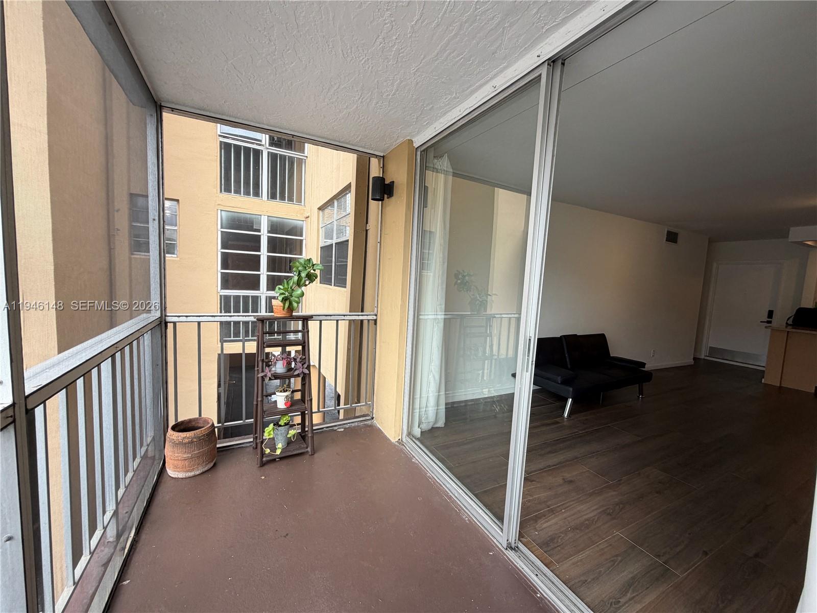 TALLWOOD NORTH CONDO - Residential