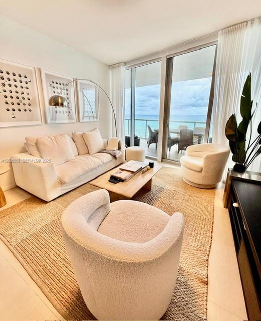 JADE OCEAN CONDO - Residential