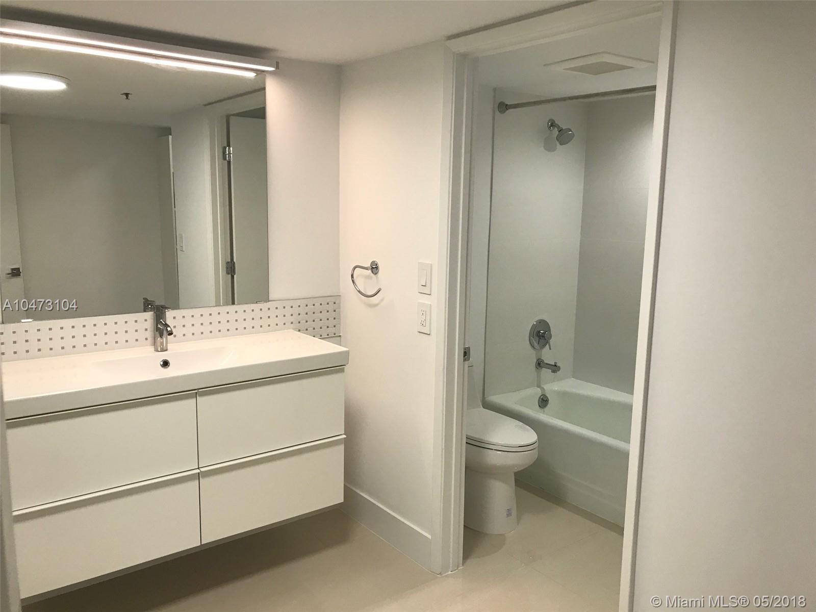 DELVISTA TOWERS CONDO TOW - Residential