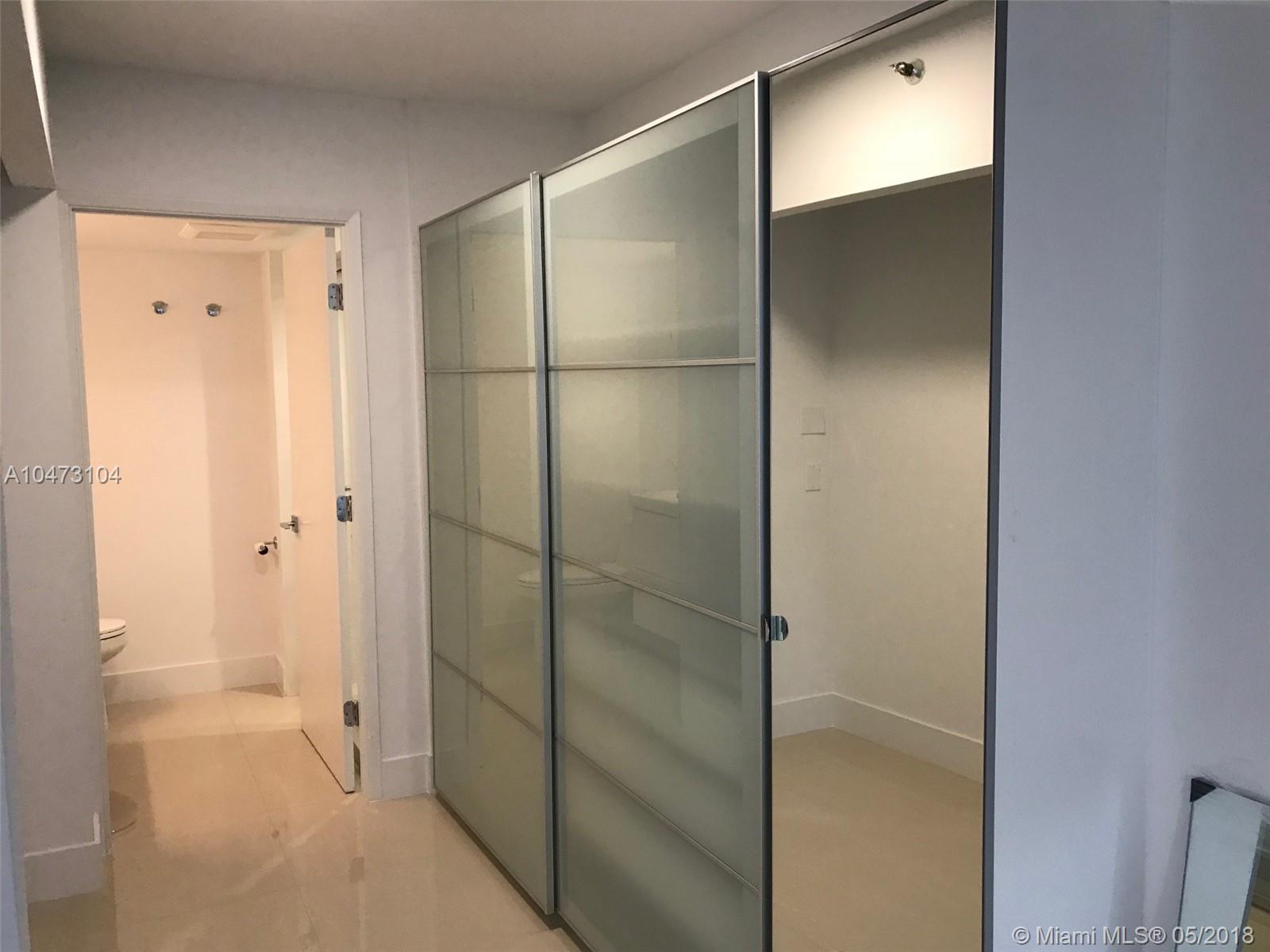 DELVISTA TOWERS CONDO TOW - Residential