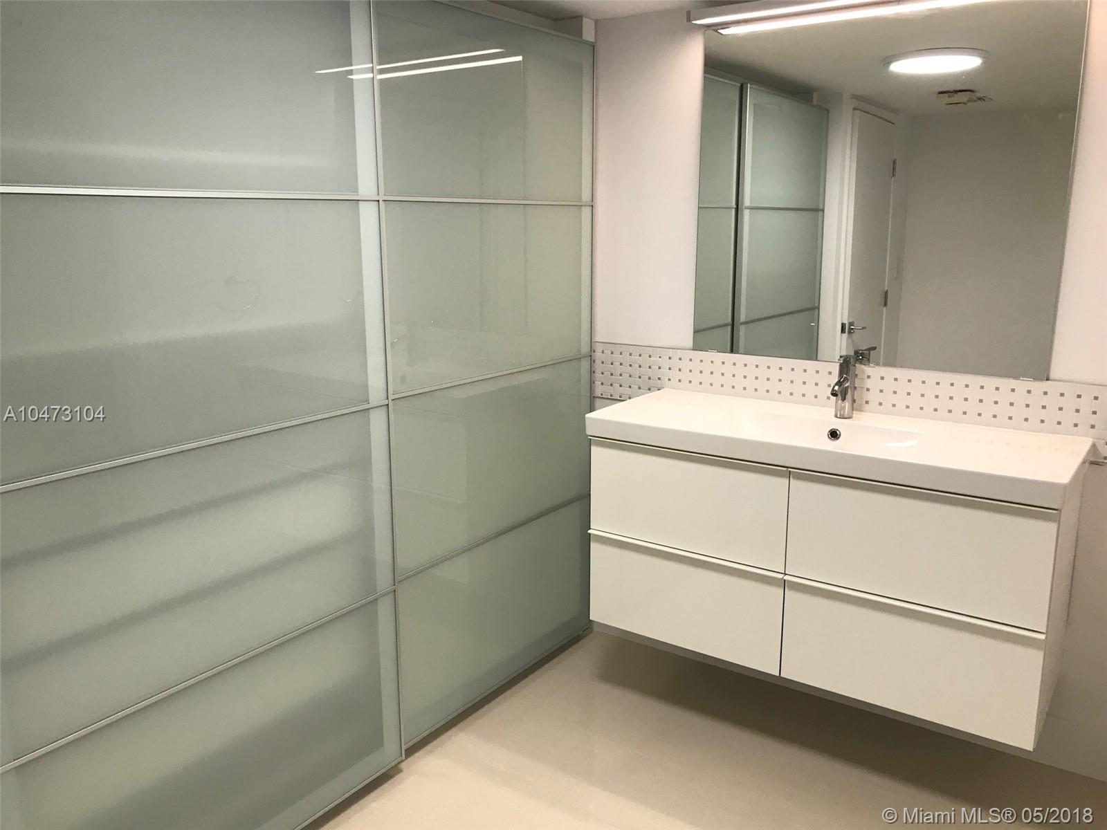 DELVISTA TOWERS CONDO TOW - Residential