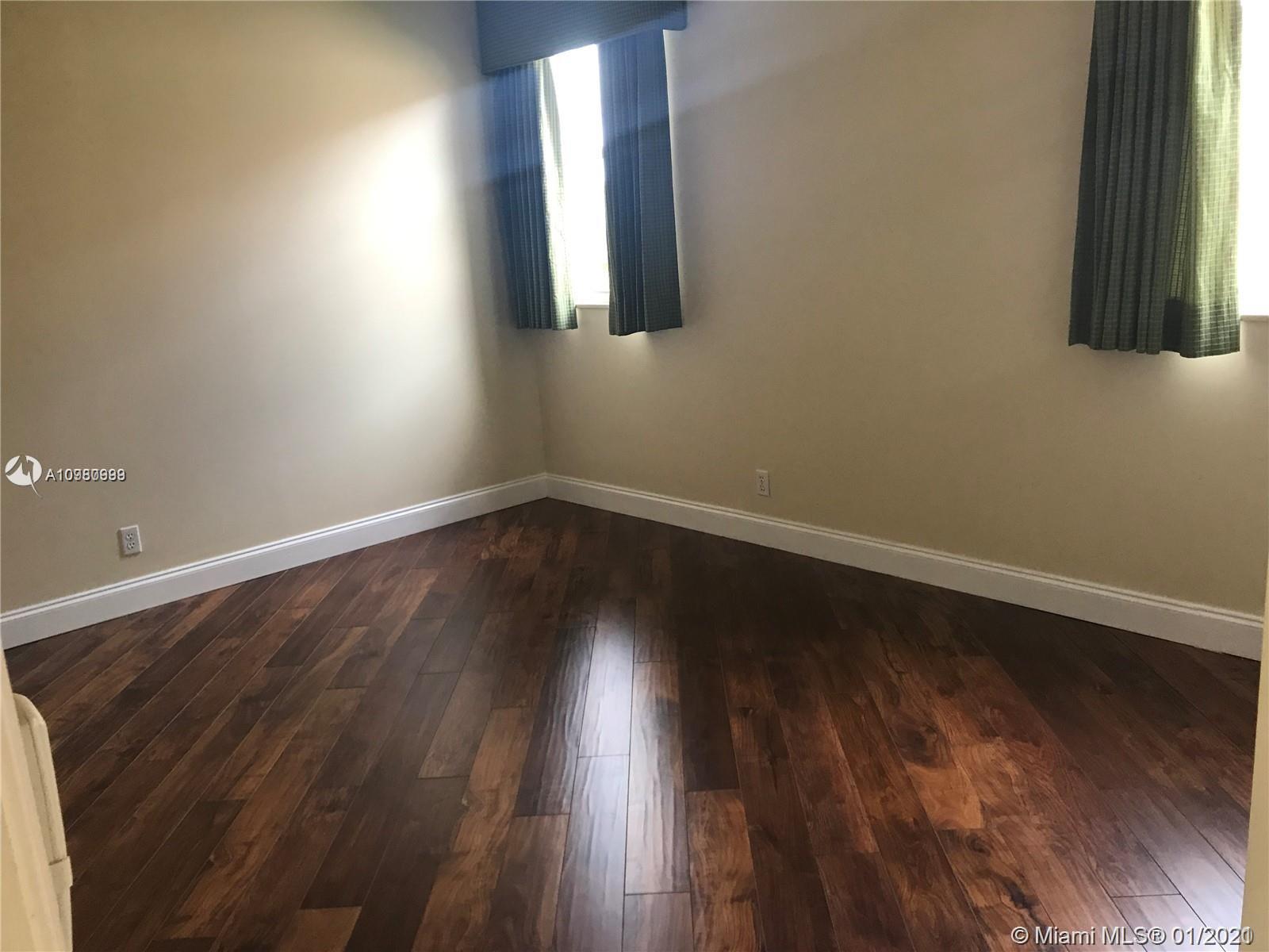 SUNSET LAKES PLAT ONE - Residential Lease