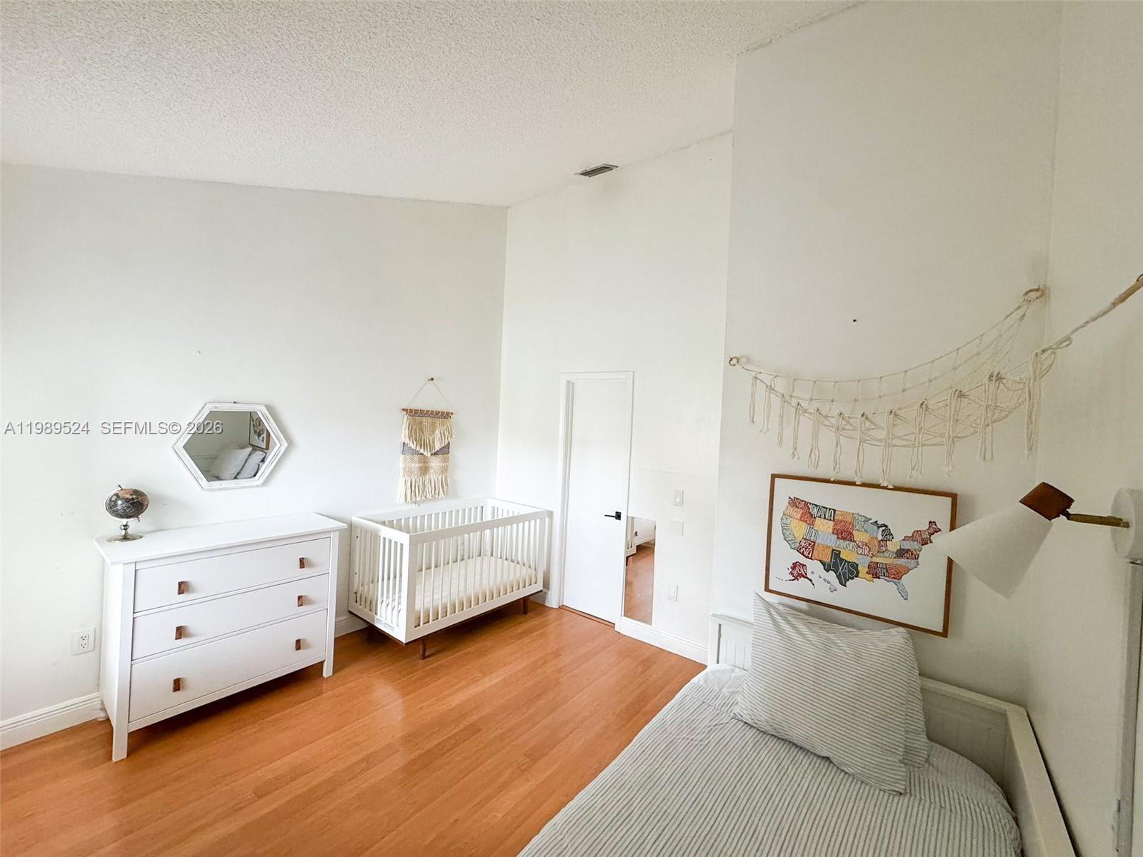 WALNUT PARK SUB - Residential Lease