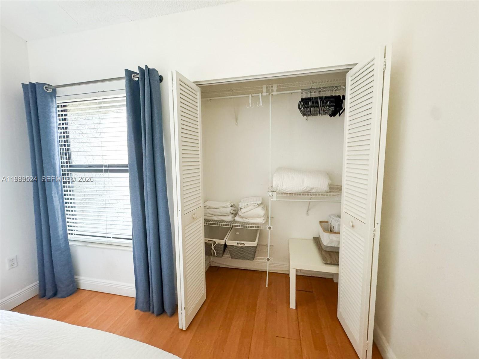 WALNUT PARK SUB - Residential Lease