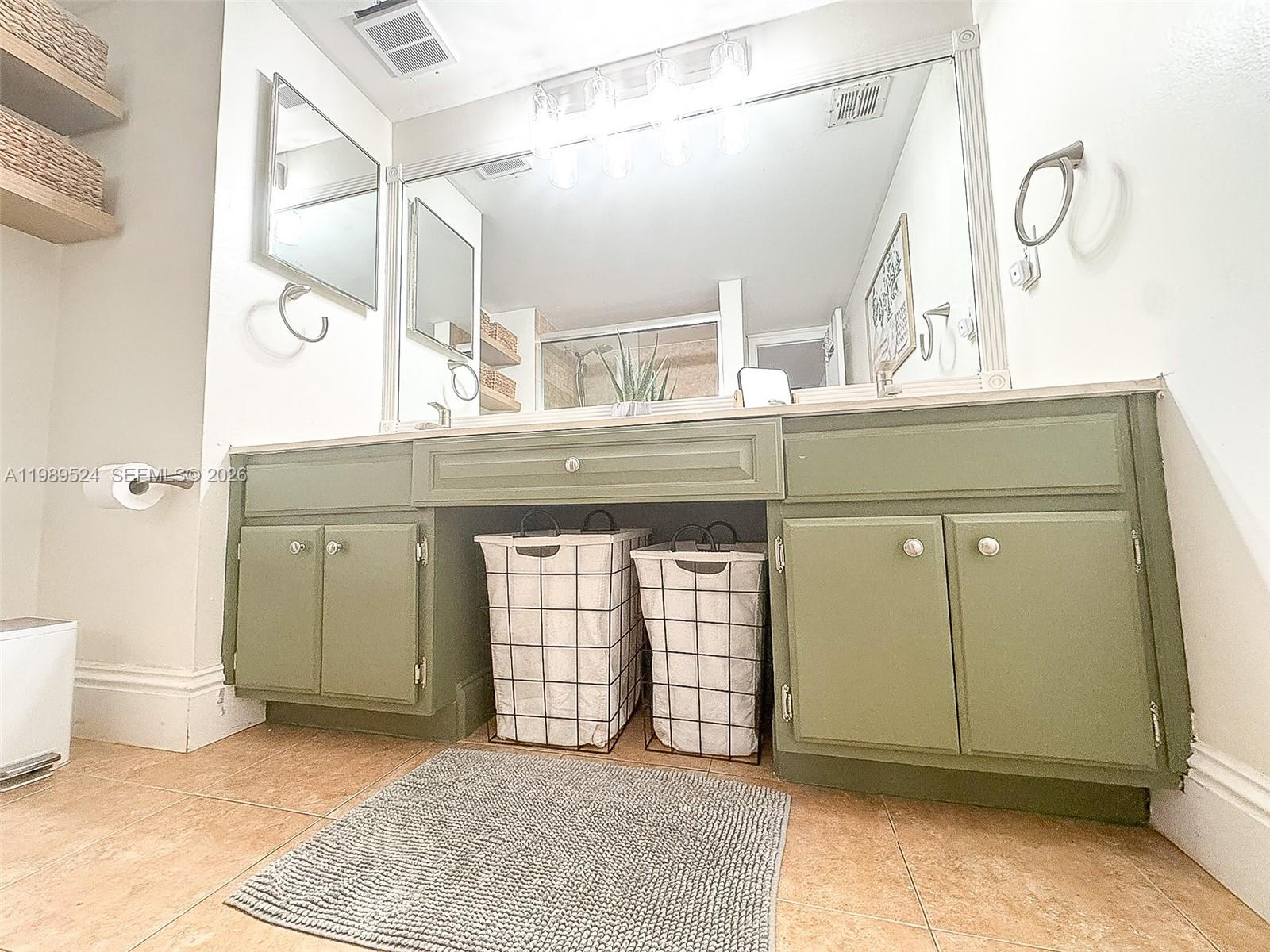 WALNUT PARK SUB - Residential Lease