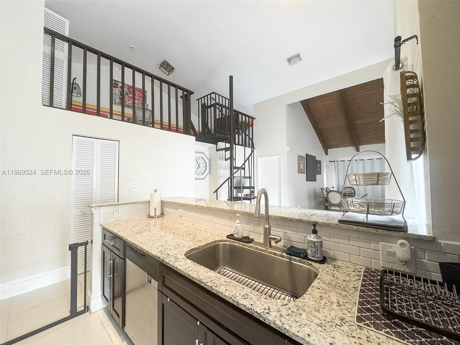 WALNUT PARK SUB - Residential Lease