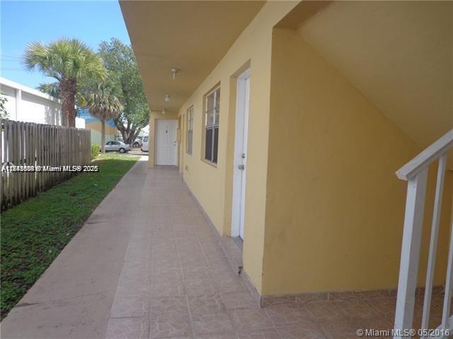 DIANE CONDO - Residential