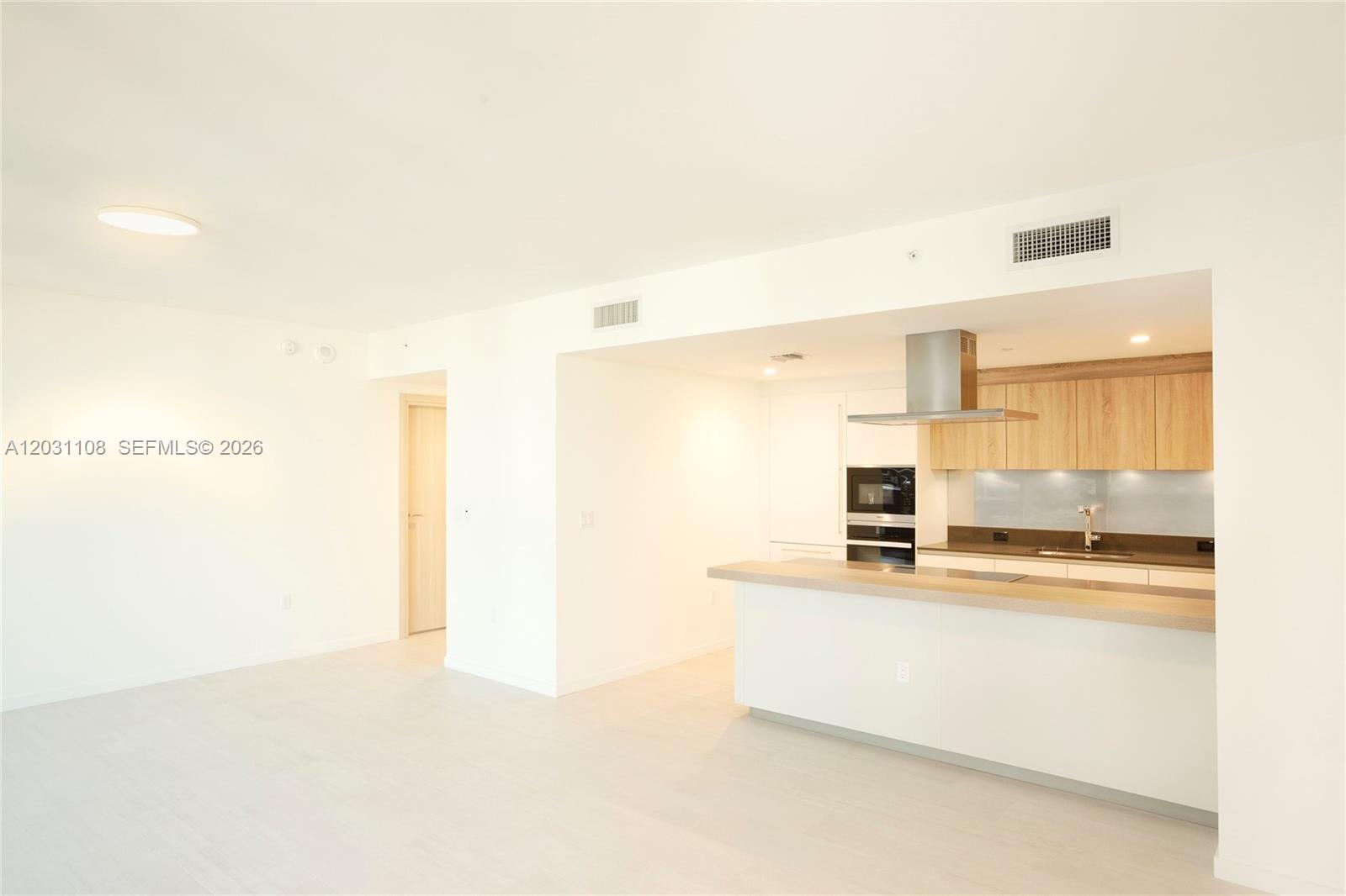 1000 Brickell Plz 4609