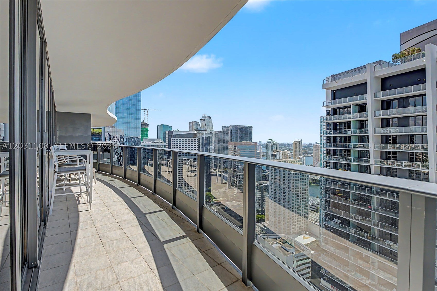 1000 Brickell Plz 4609