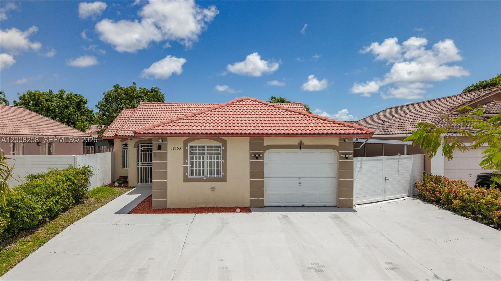 MED GARDENS SEC 2 - Residential