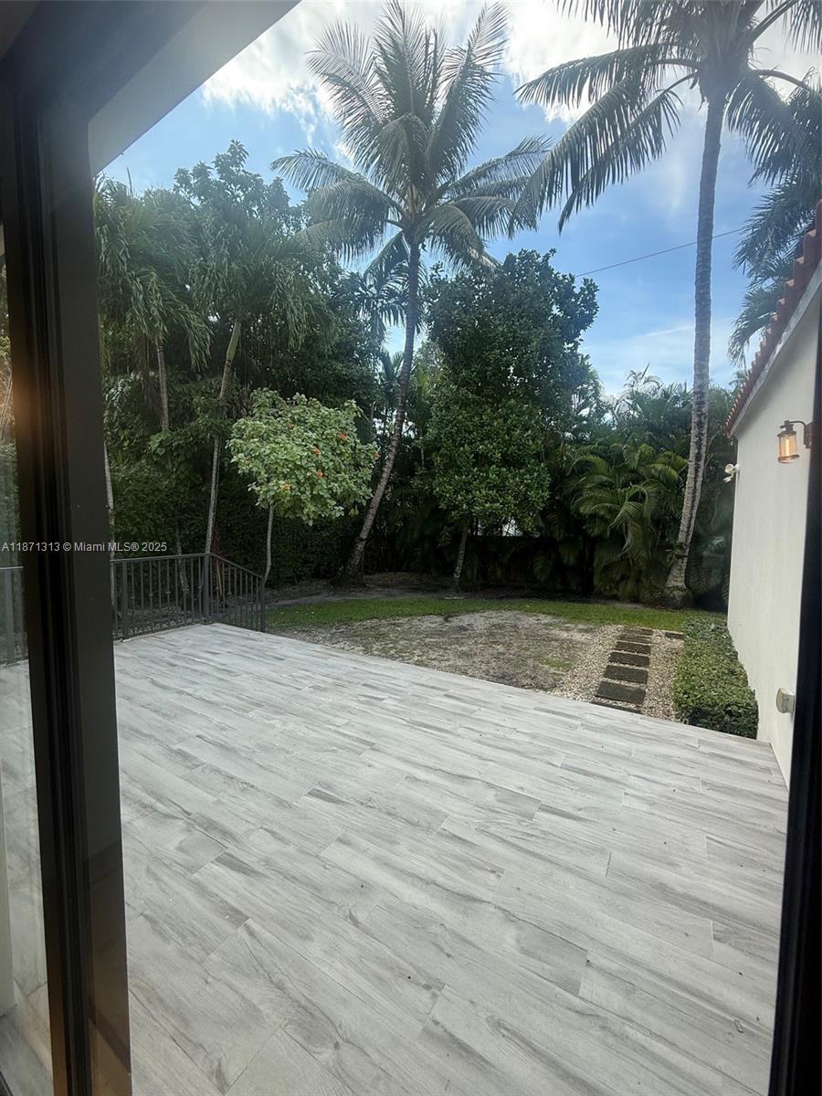 NEW BELLE MEADE - Residential