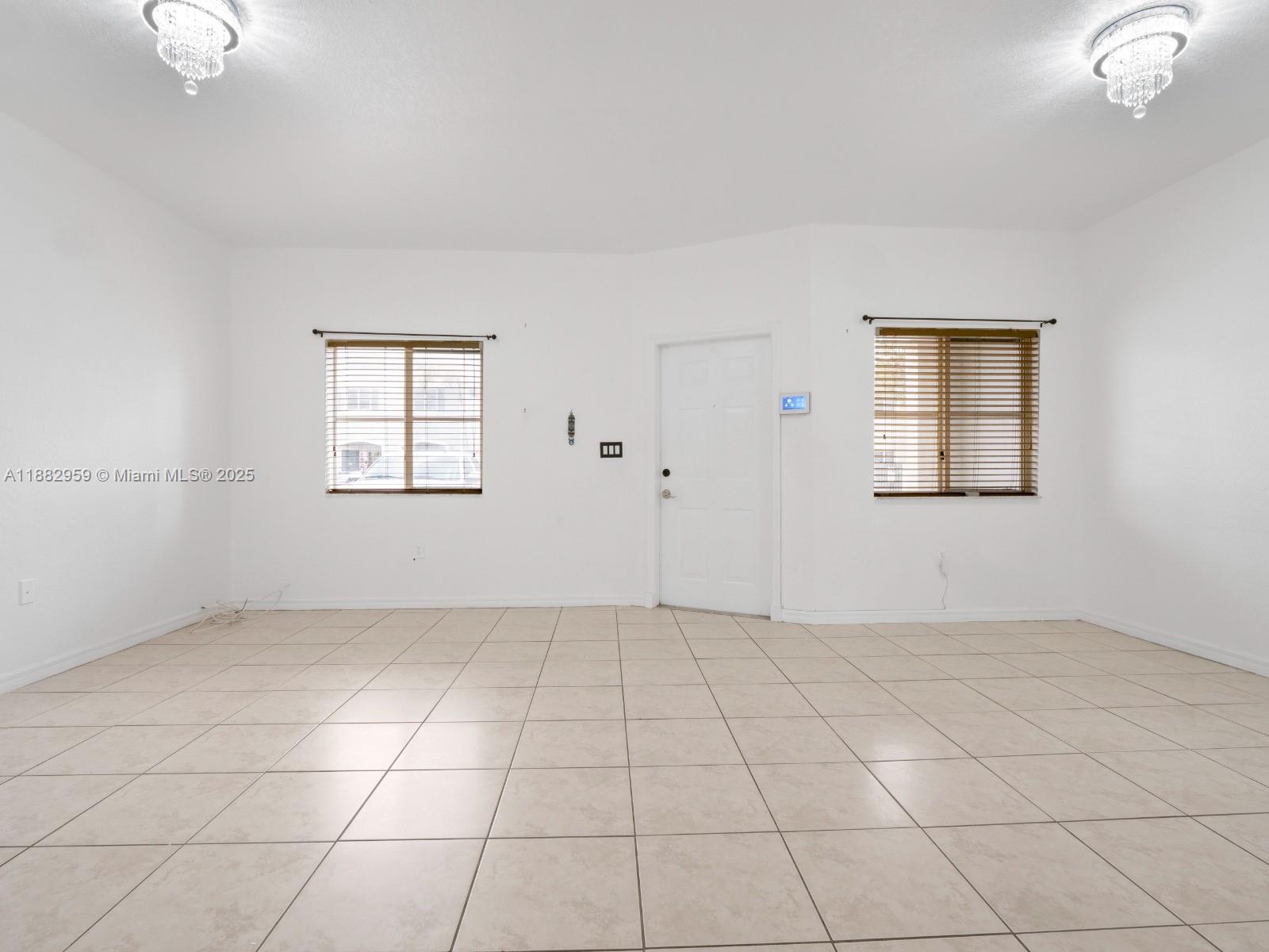 VENETIA GROVE - Residential