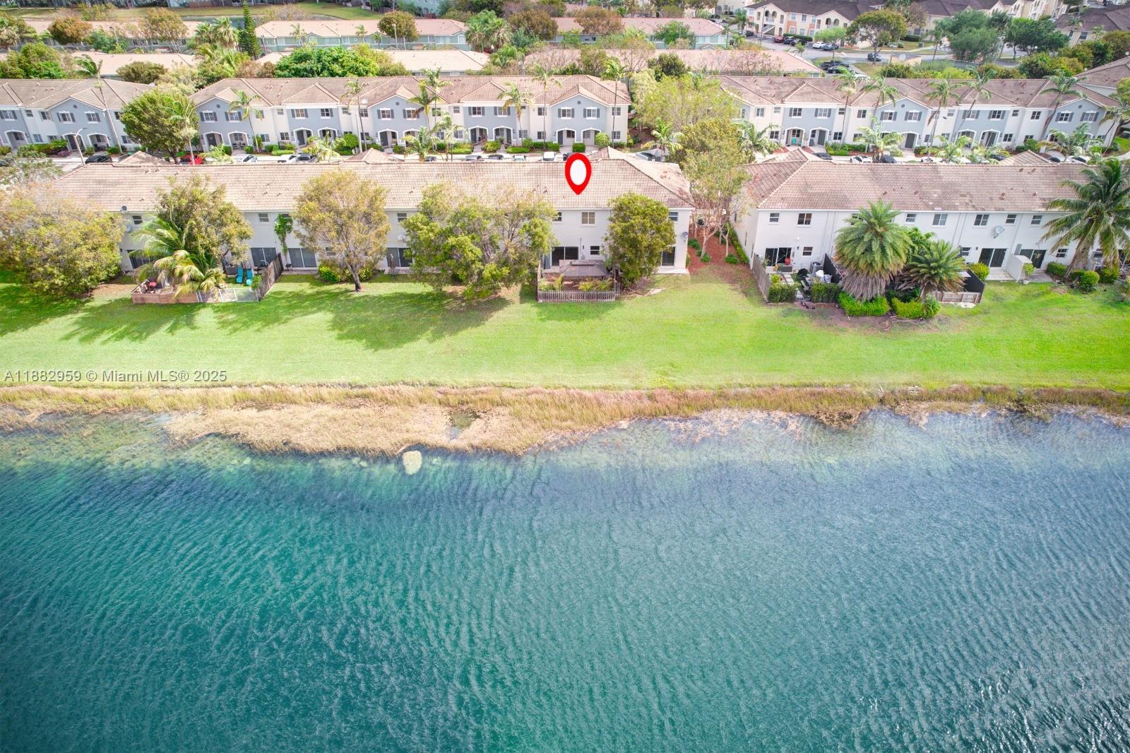 VENETIA GROVE - Residential