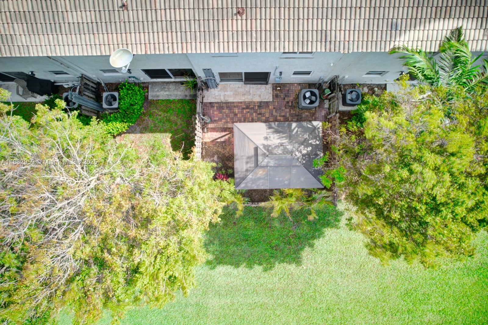 VENETIA GROVE - Residential