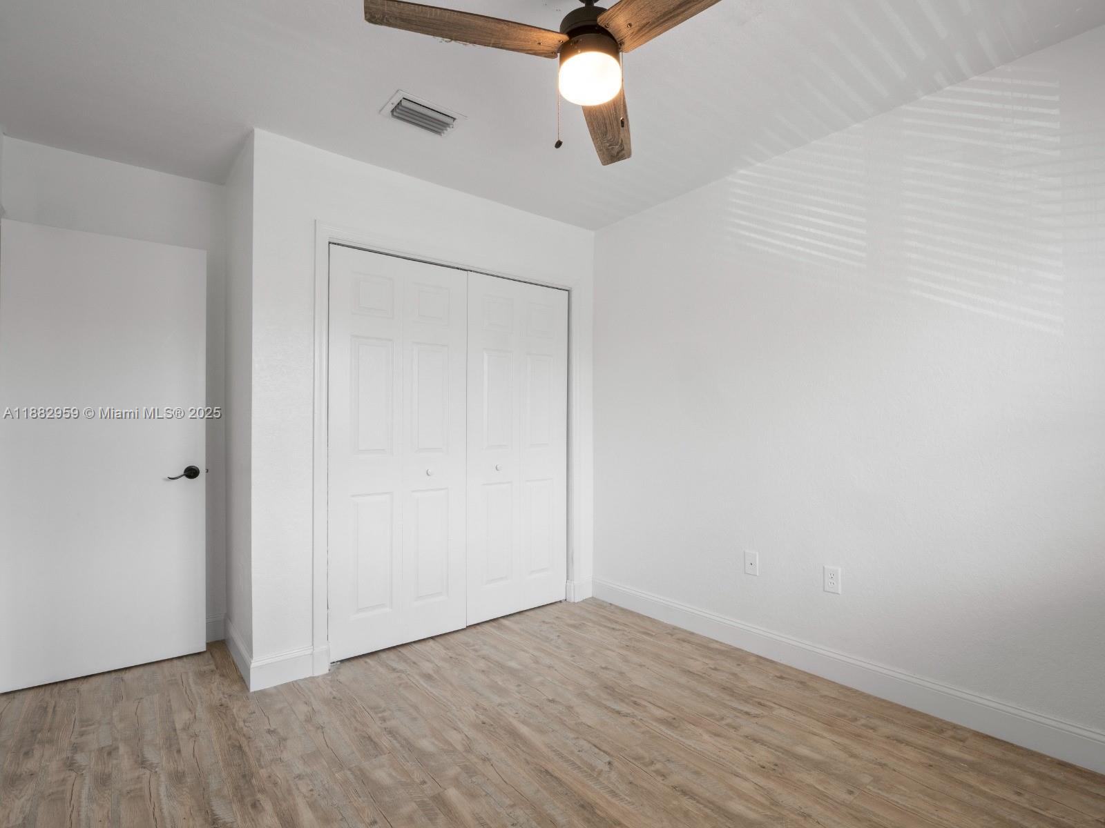 VENETIA GROVE - Residential