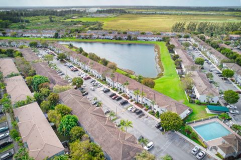 Photo of 2954 SE 15th Ter, Homestead, FL 33035 (MLS # A11882959)