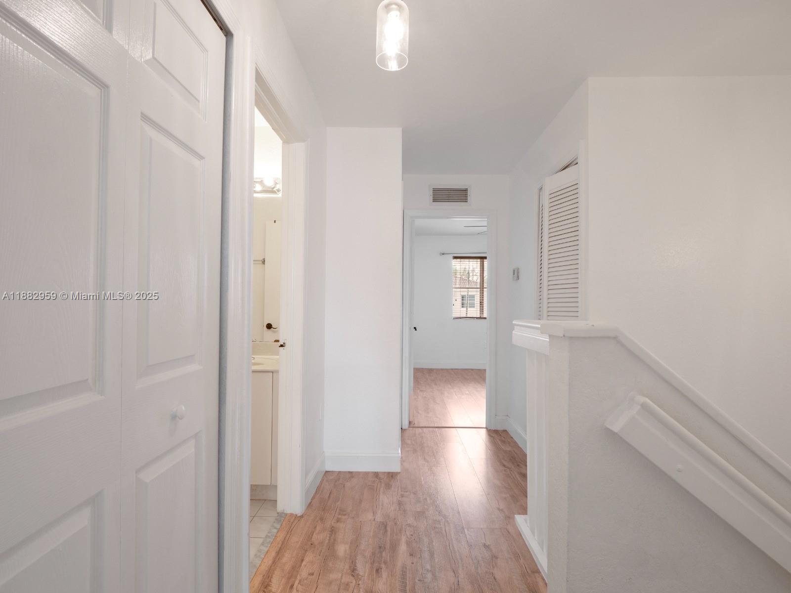 VENETIA GROVE - Residential