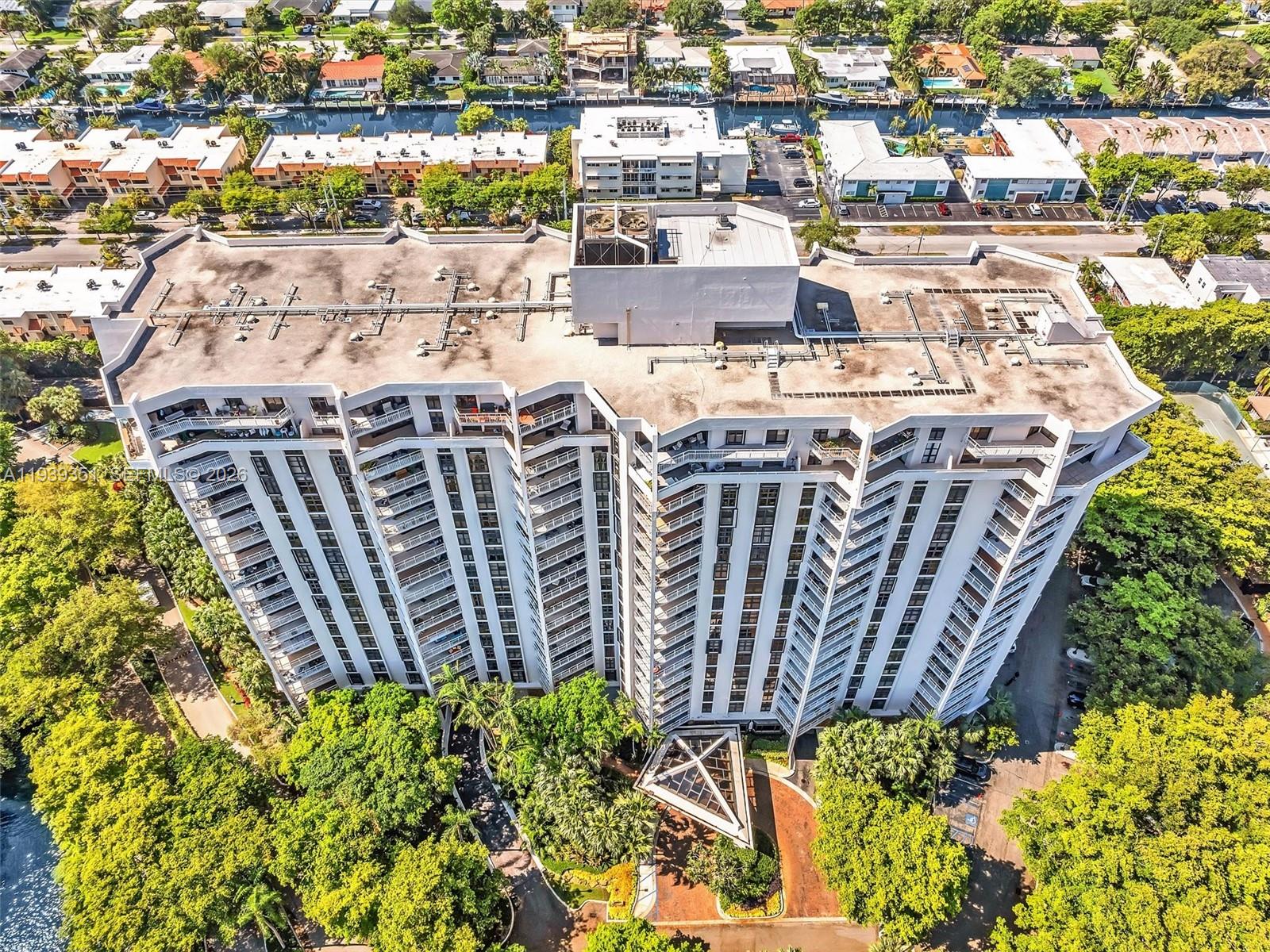 TOWERS OF QUAYSIDE CONDO - Residential