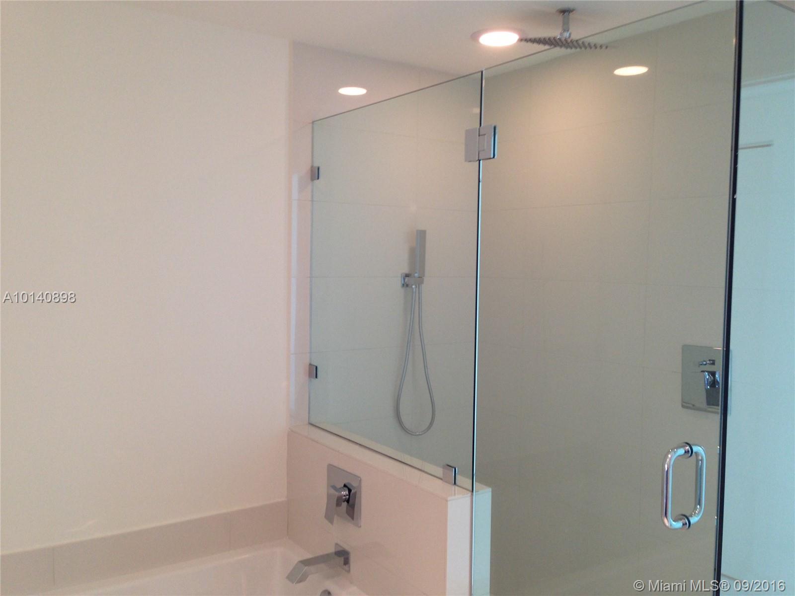 MILLECENTO - Residential Lease