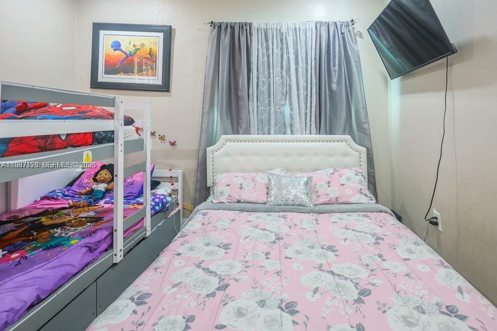 BRADLEY HEIGHTS - Residential