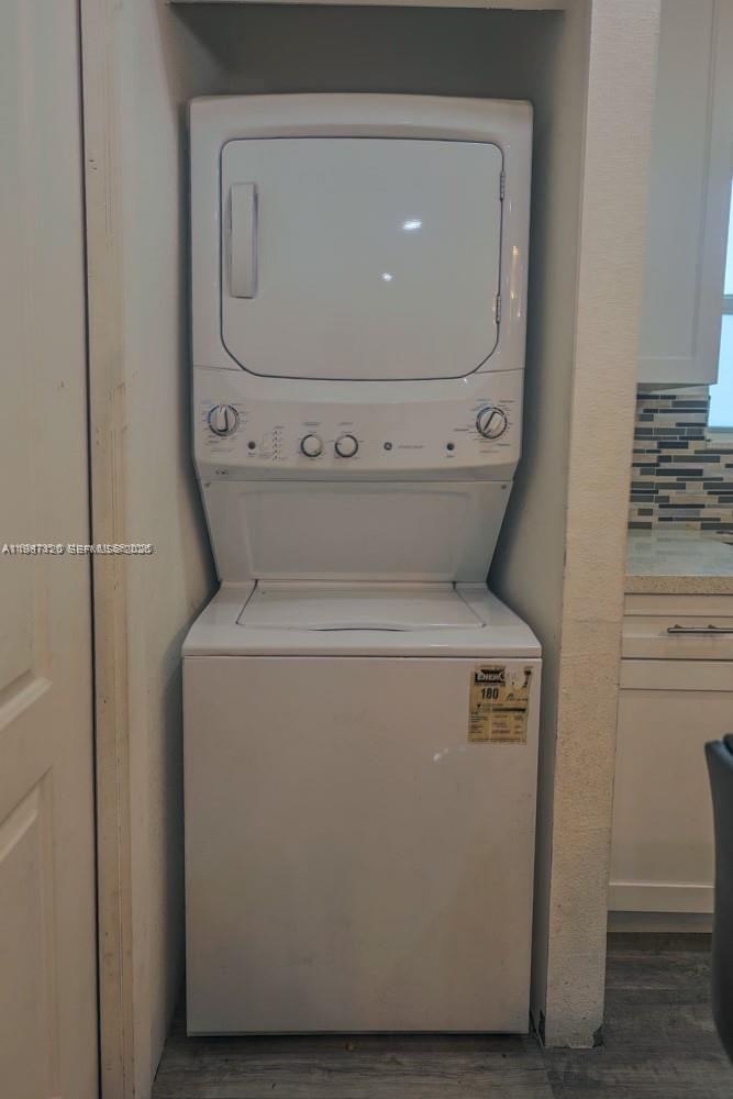 BRADLEY HEIGHTS - Residential