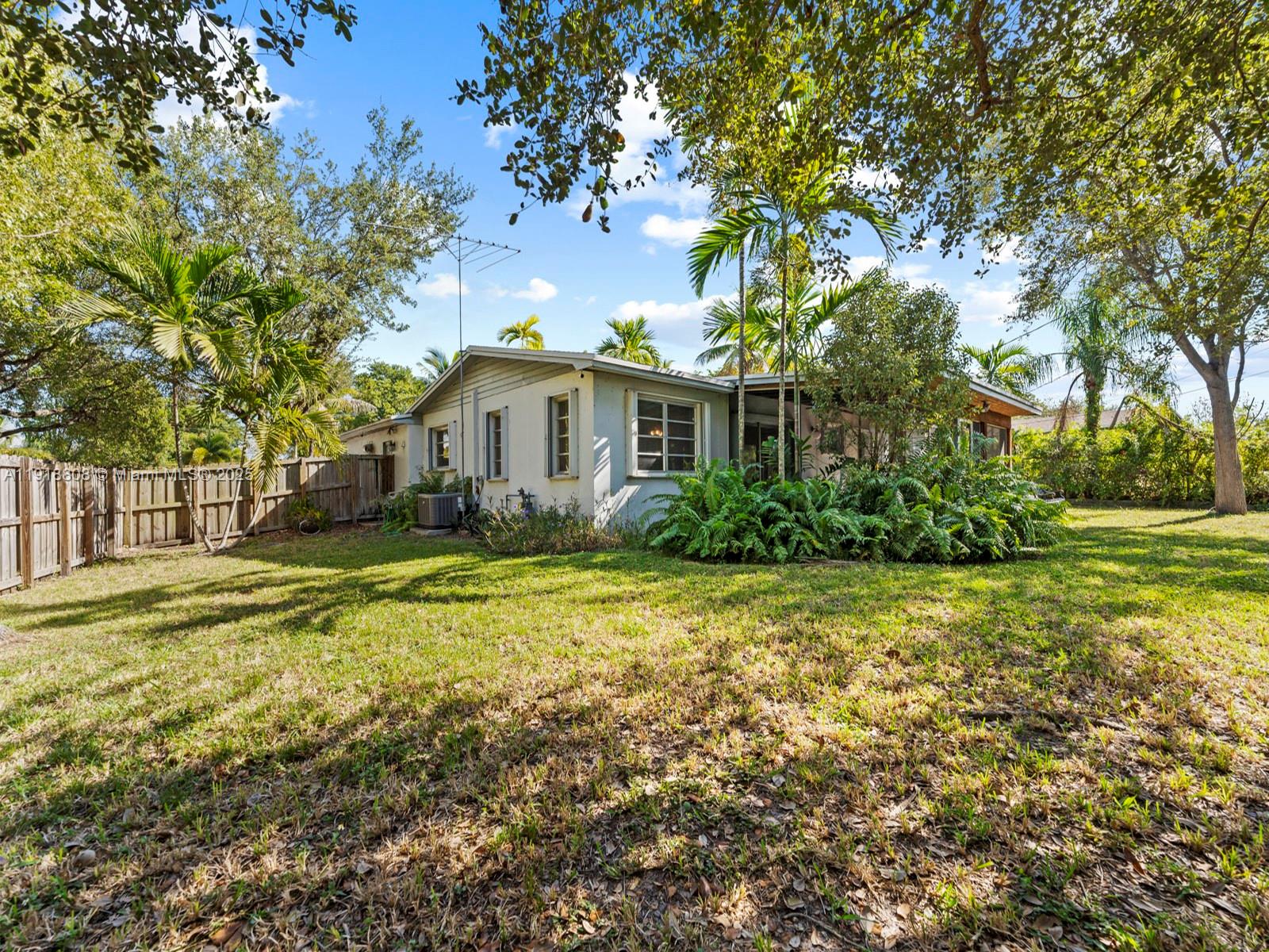 WHISPERING PINES EST SEC - Residential