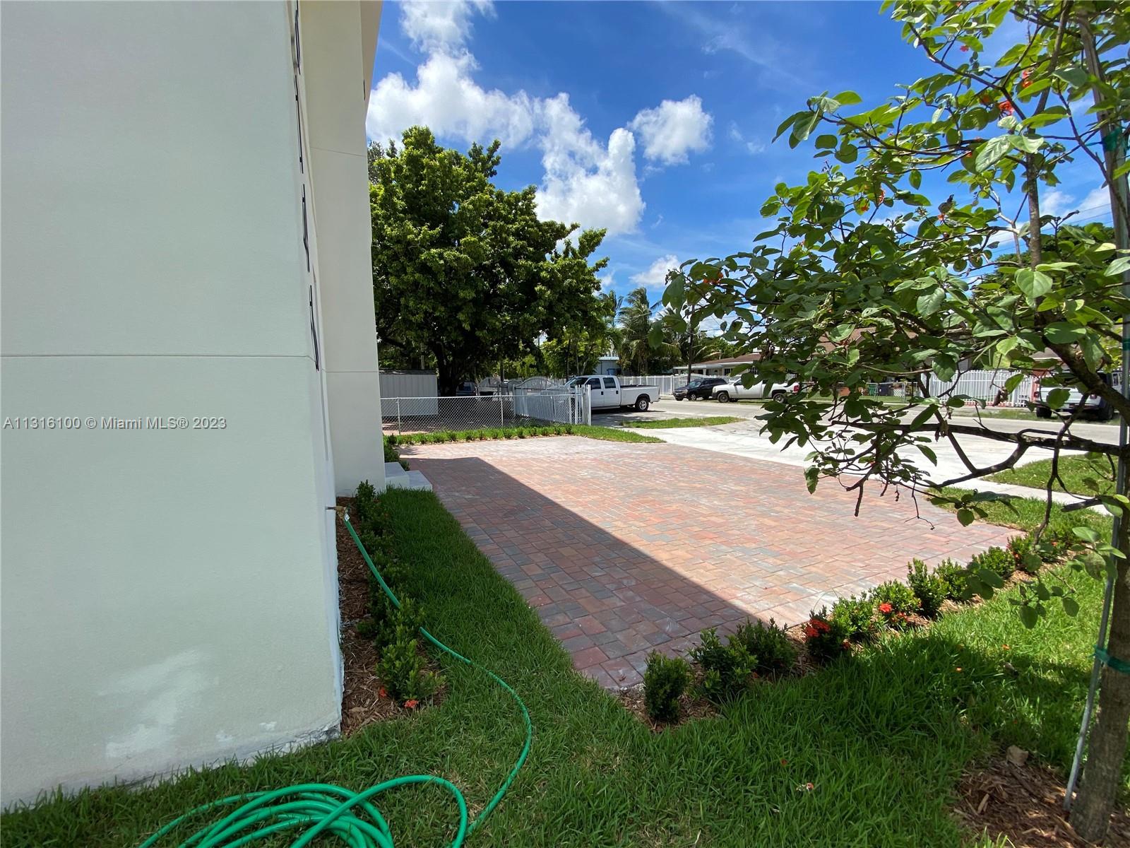 MELROSE HEIGHTS 3RD ADDN - Residential Lease