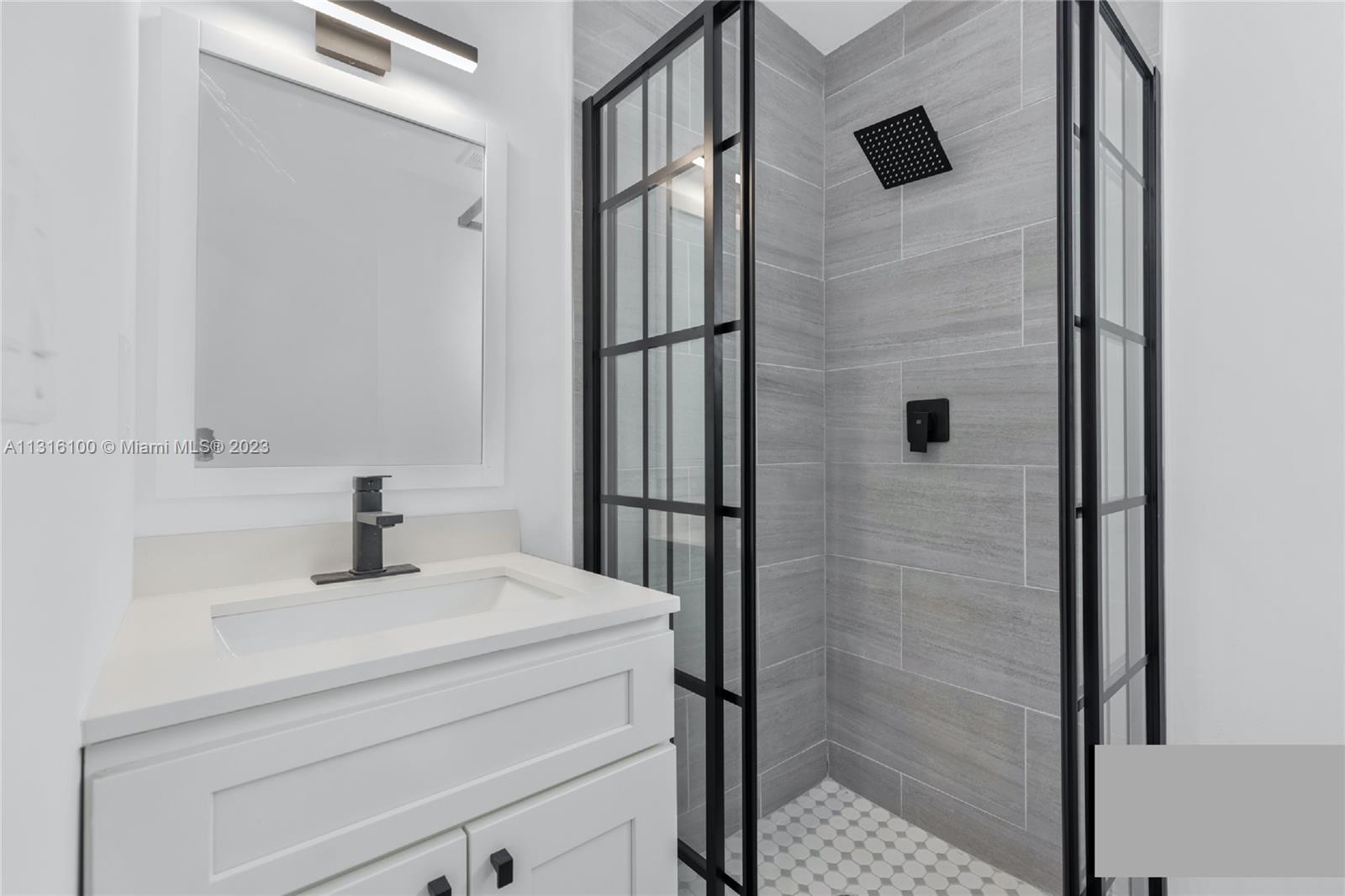 MELROSE HEIGHTS 3RD ADDN - Residential Lease