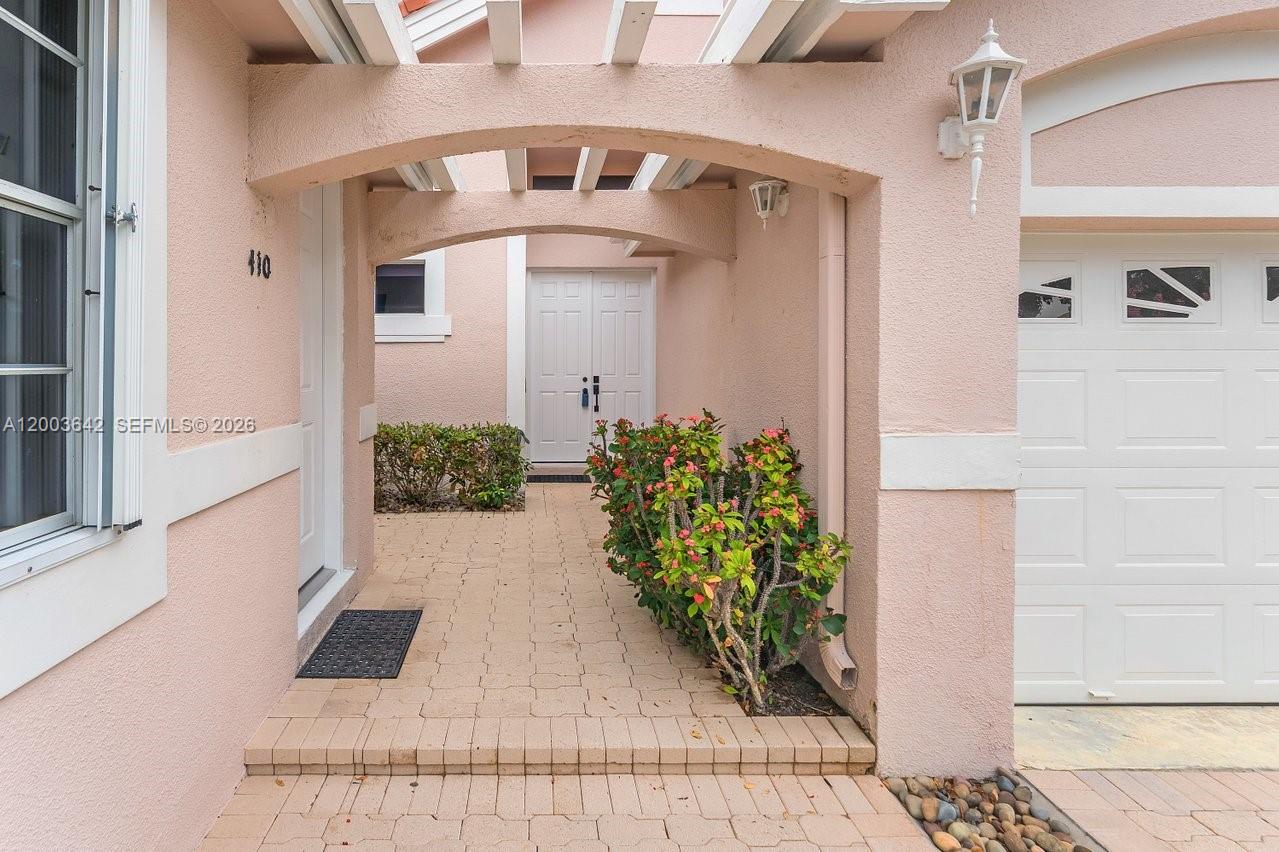 EAGLETON COVE - Residential