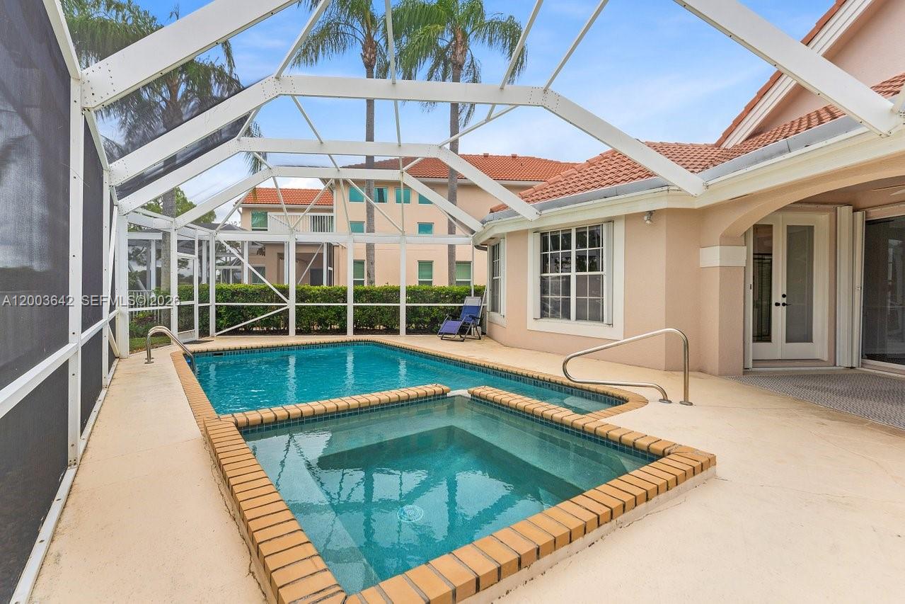 EAGLETON COVE - Residential